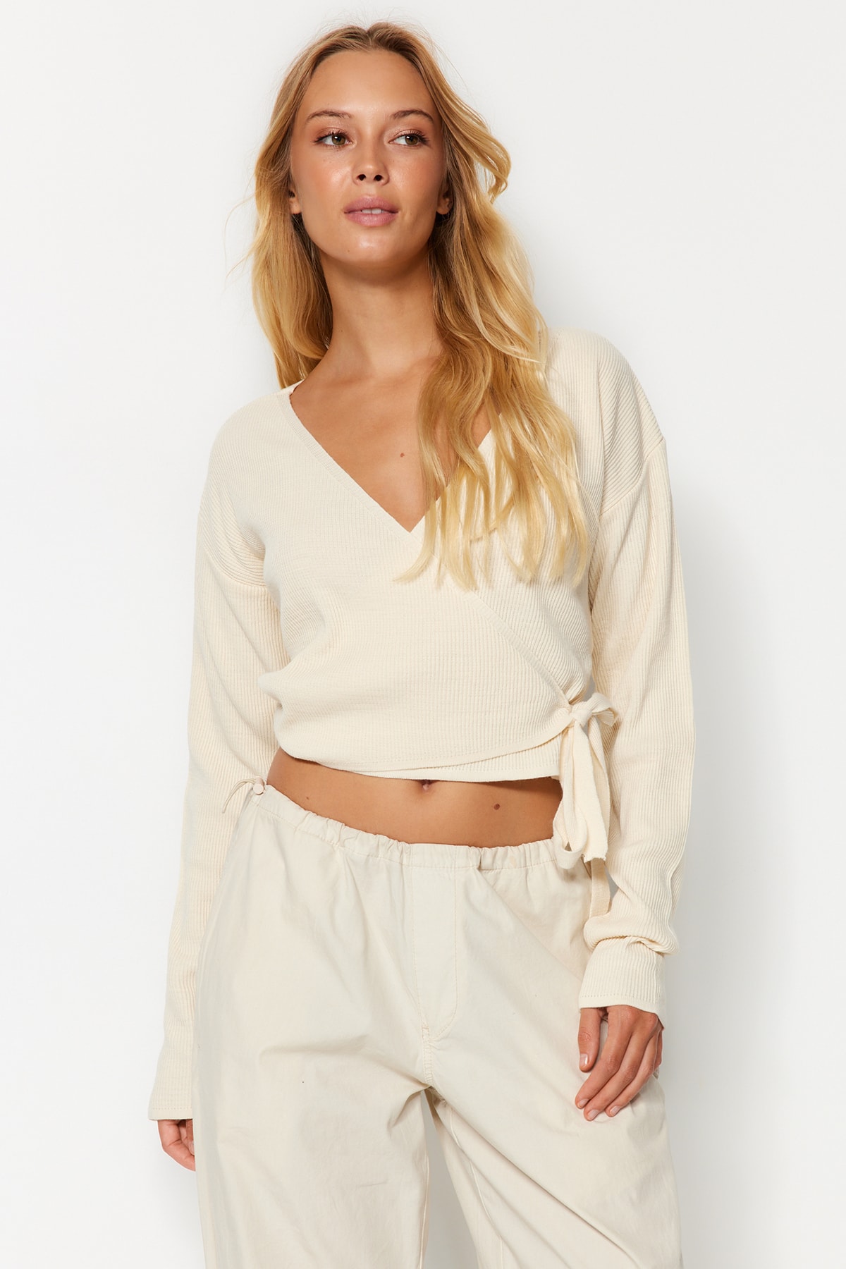 Trendyol Cardigan - Beige - Regular fit