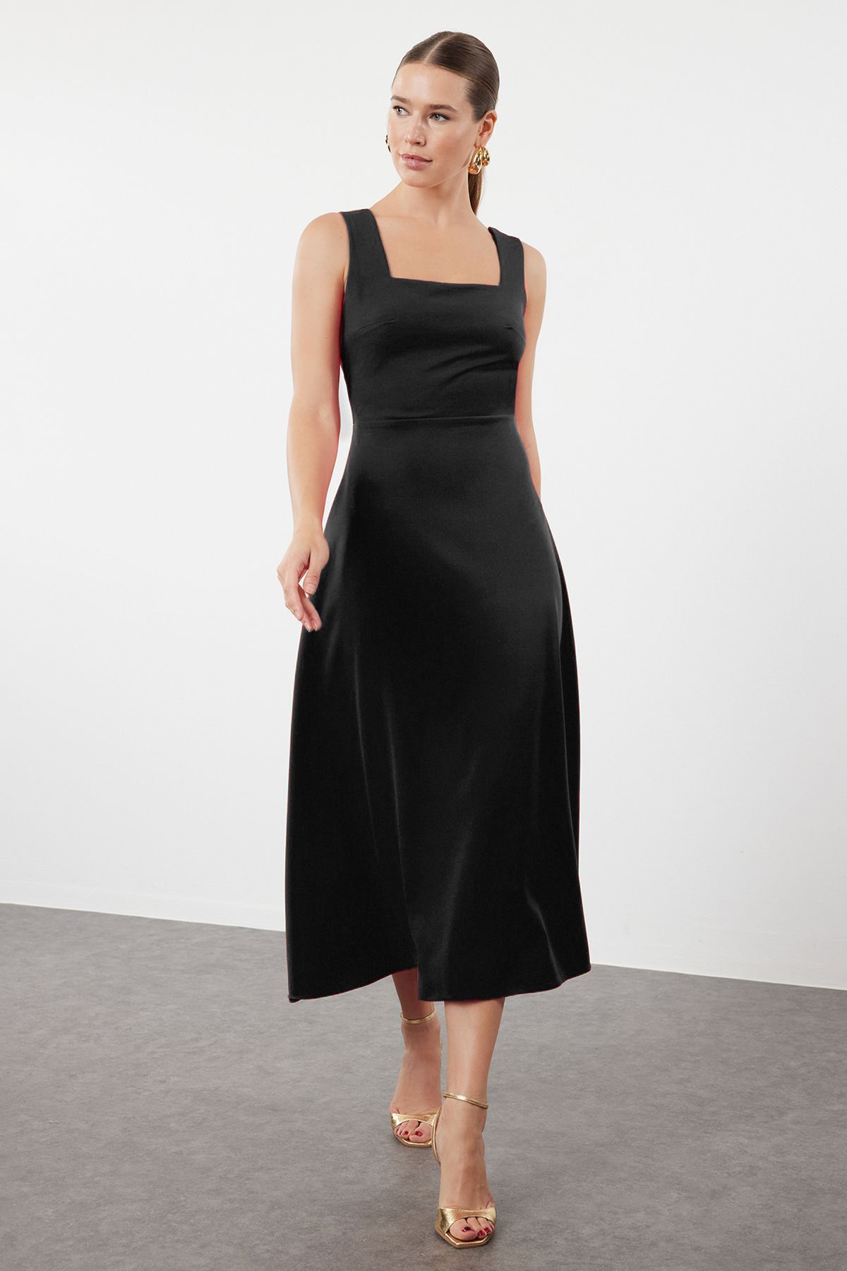 Trendyol Black A-Line Woven Elegant Evening Dress