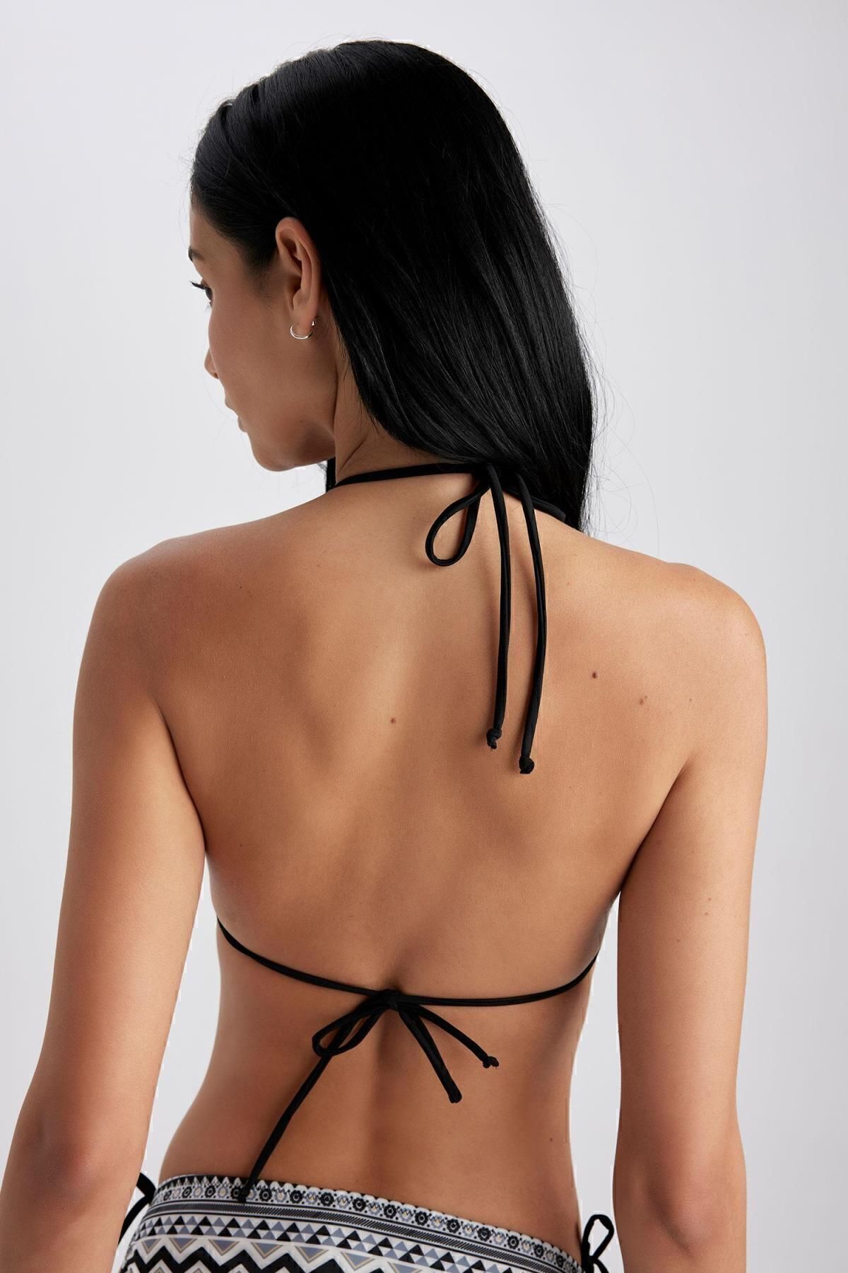 DEFACTO Fall In Love Regular Fit Ethnic Patterned Triangle Bikini Top