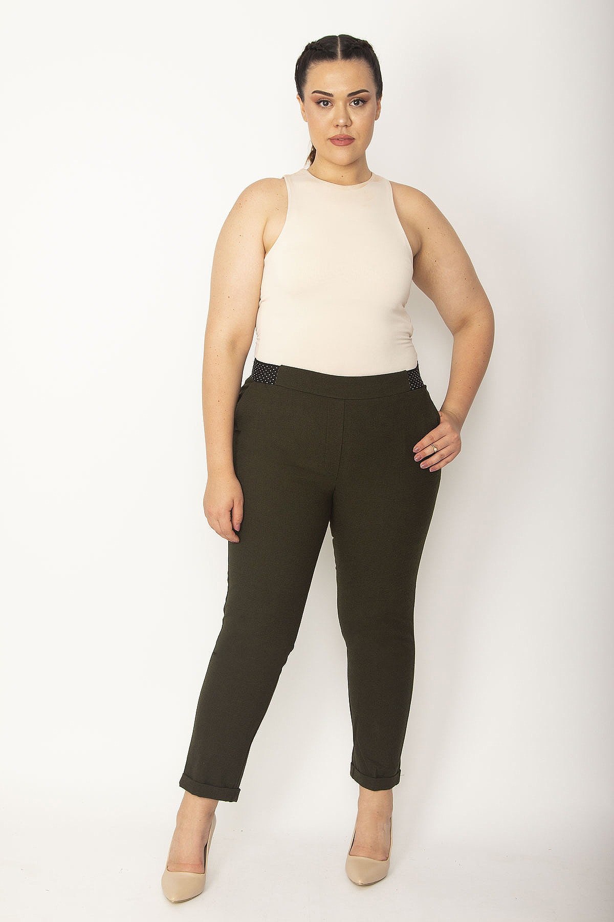 Levně Şans Women's Plus Size Khaki Elastic Back Waist, Side And Back Pockets, Double Leg Fabric Trousers