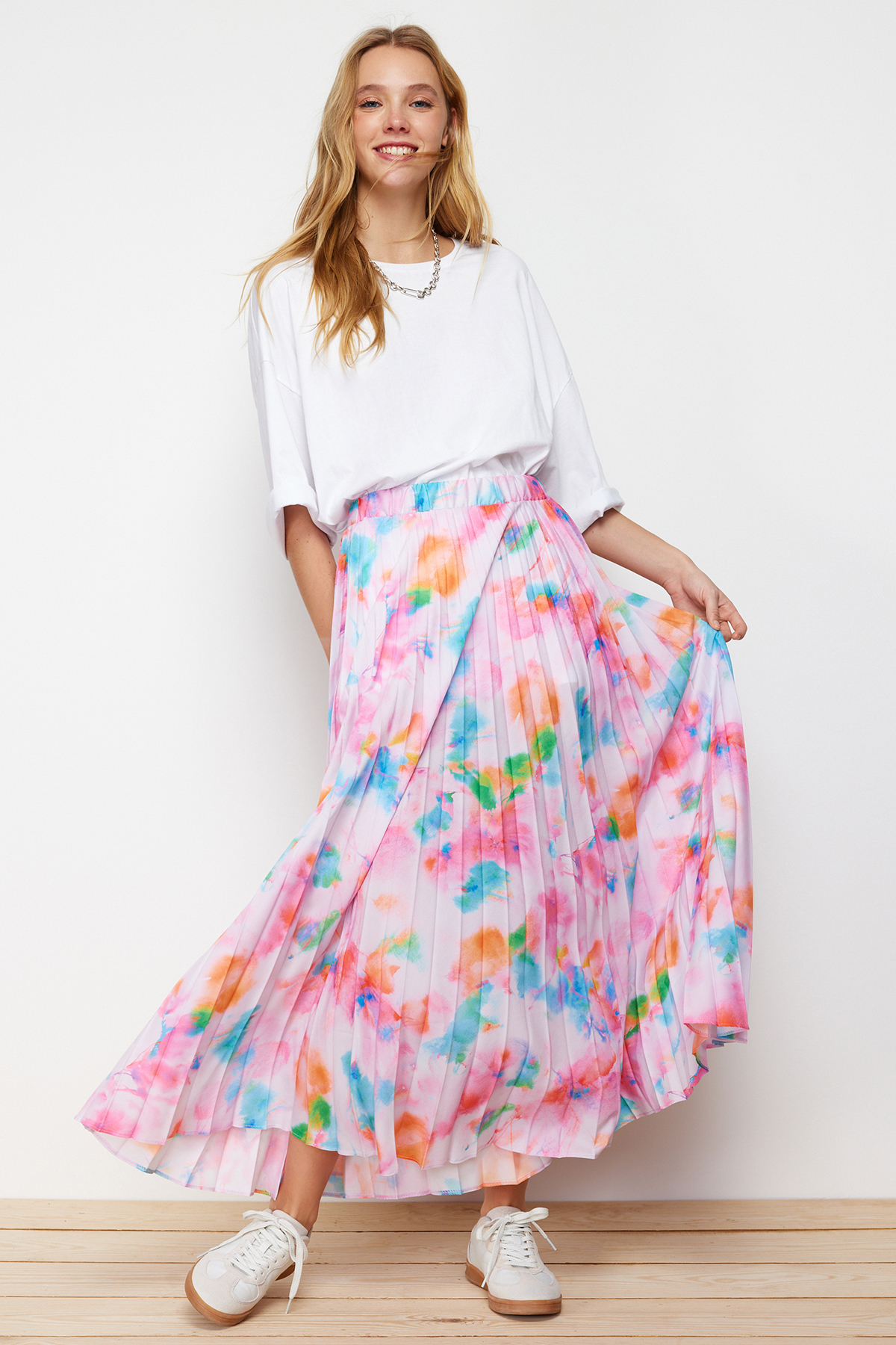 Trendyol Lilac Floral Pattern Pleated, Elastic Waist Woven Skirt