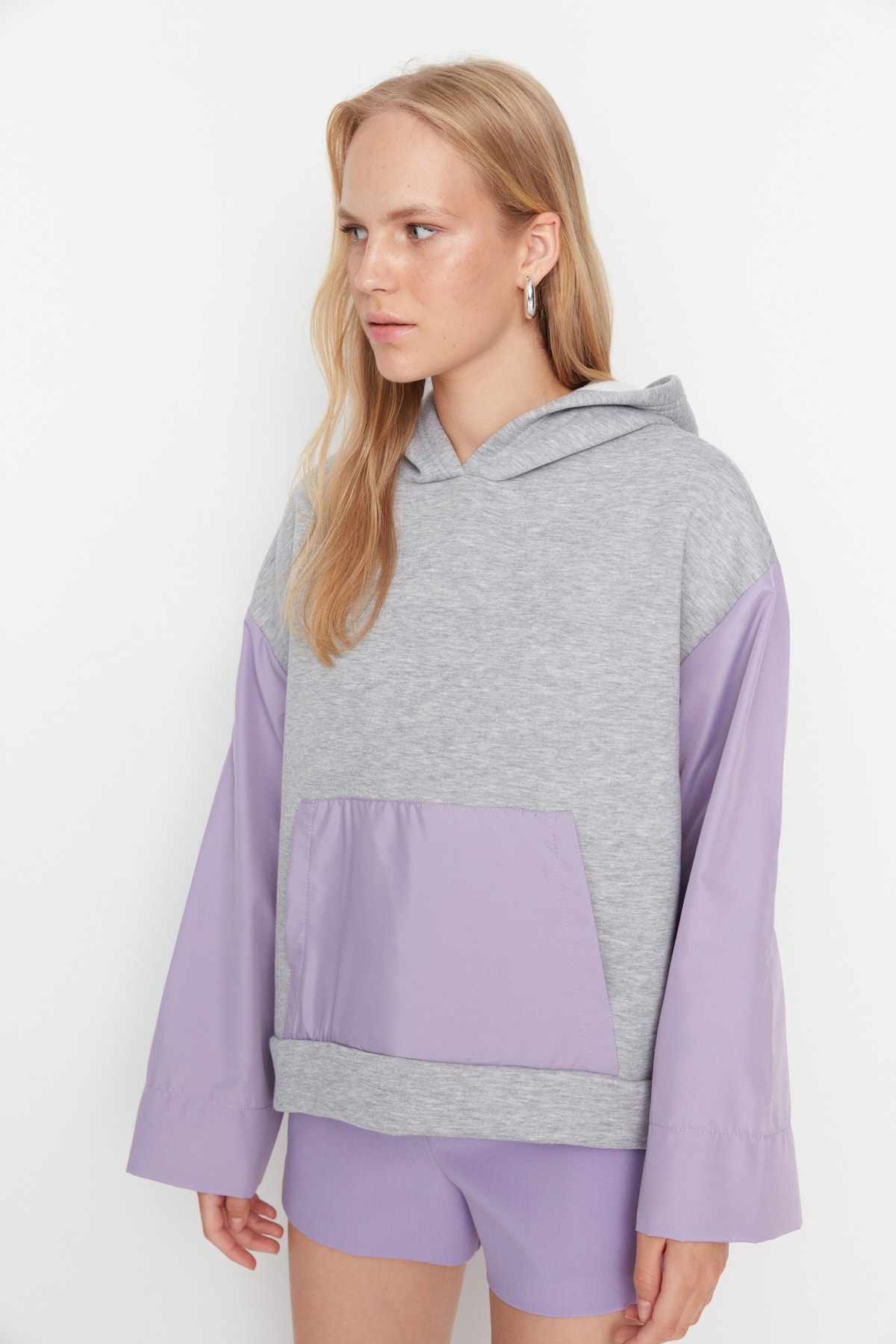 Trendyol Gray Parachute Detail Loose Thick Knitted Sweatshirt with Fleece Inside