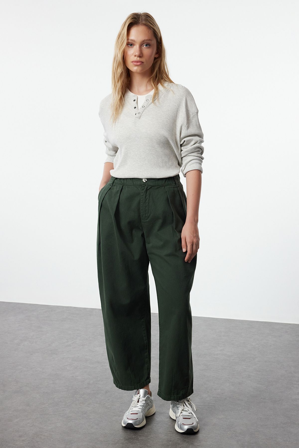 Trendyol Khaki Elastic Waist High Waist Barrel Trousers