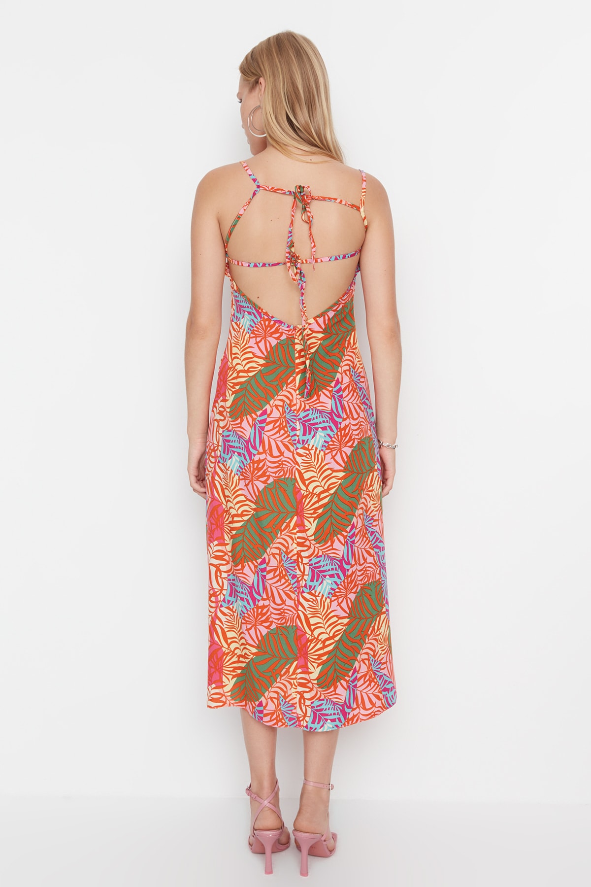 Trendyol Multi-colored Fitted Midi Midi Dress With Low-Cut Back Floral Print