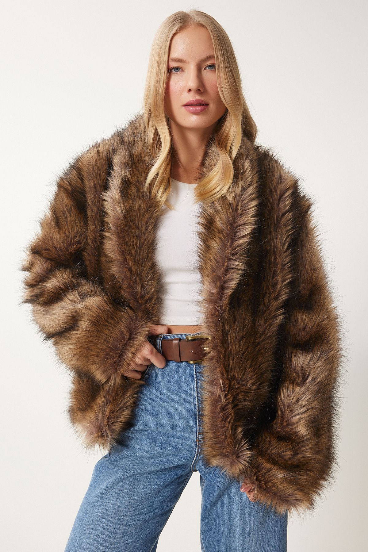 Happiness İstanbul Women's Mink Shawl Collar Faux Fur Jacket