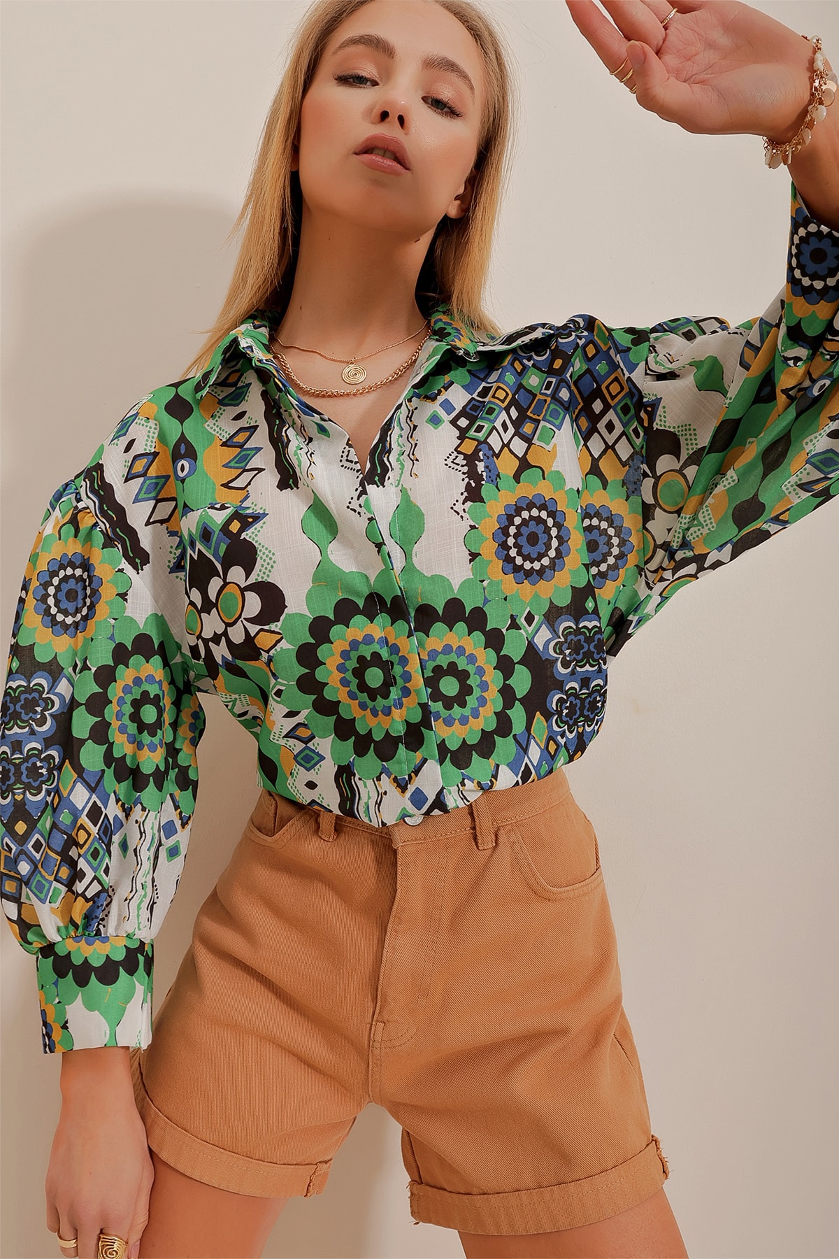 Trend Alaçatı Stili Women's Green Princess Ethnic Patterned Flamed Linen Woven Shirt