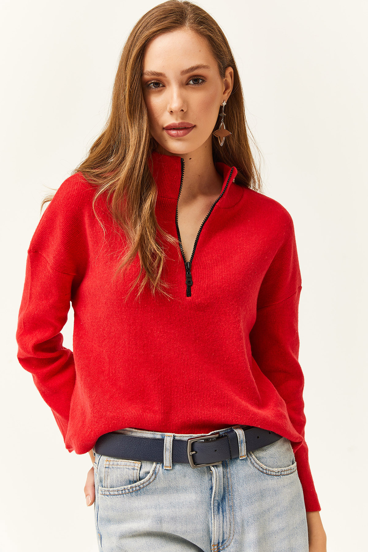 Levně Olalook Dámský červený zip s vysokým výstřihem zvýšený svetr