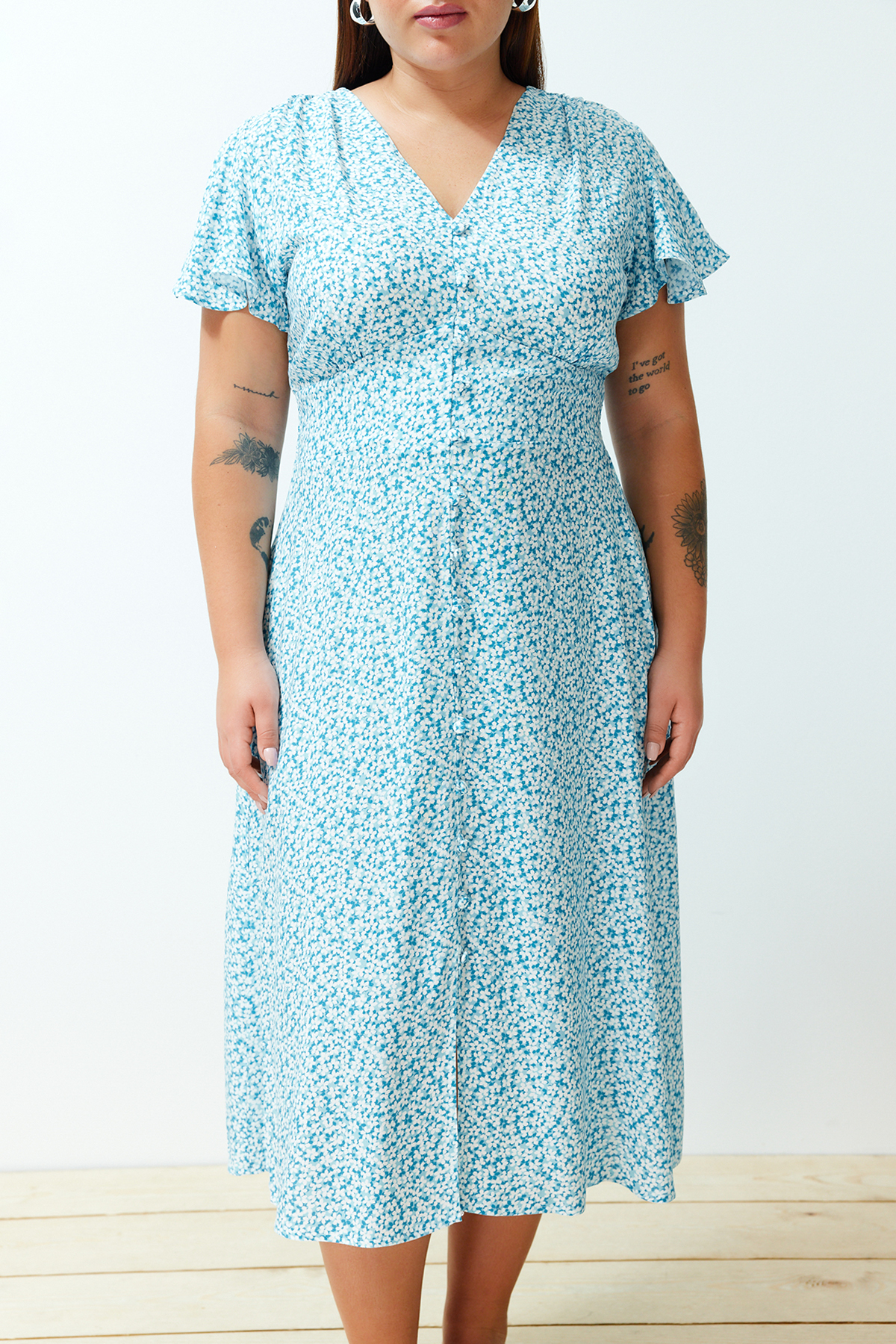 Trendyol Curve Multicolored V-Neck Sleeves Ruffled Floral Elastic Waist Woven Dress