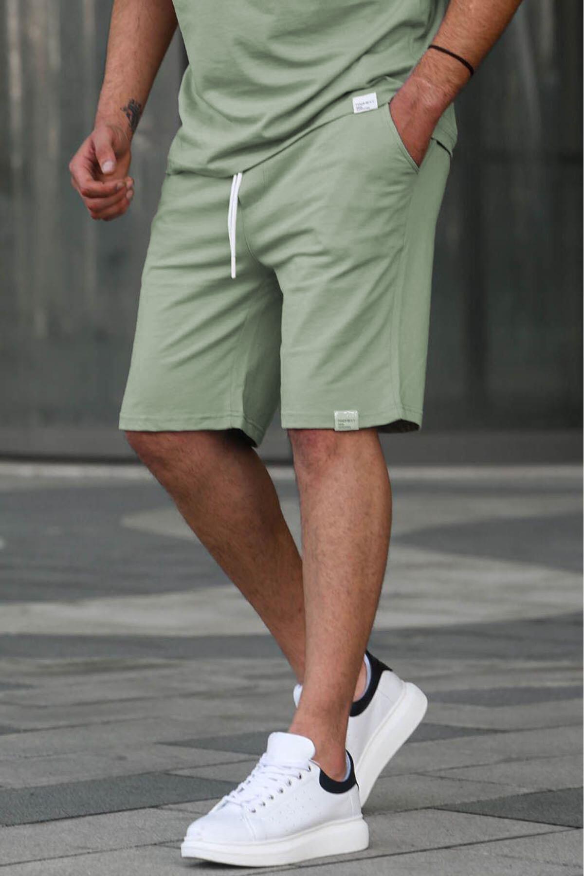Levně Madmext Almond Green Basic Men's Shorts 6501