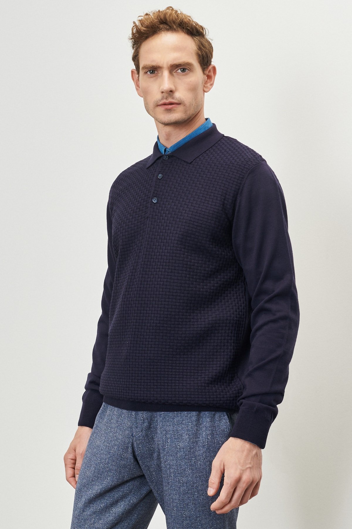 ALTINYILDIZ CLASSICS Men's Navy Blue Standard Fit Normal Cut Polo Collar Woolen Dobby Knitwear Sweater.