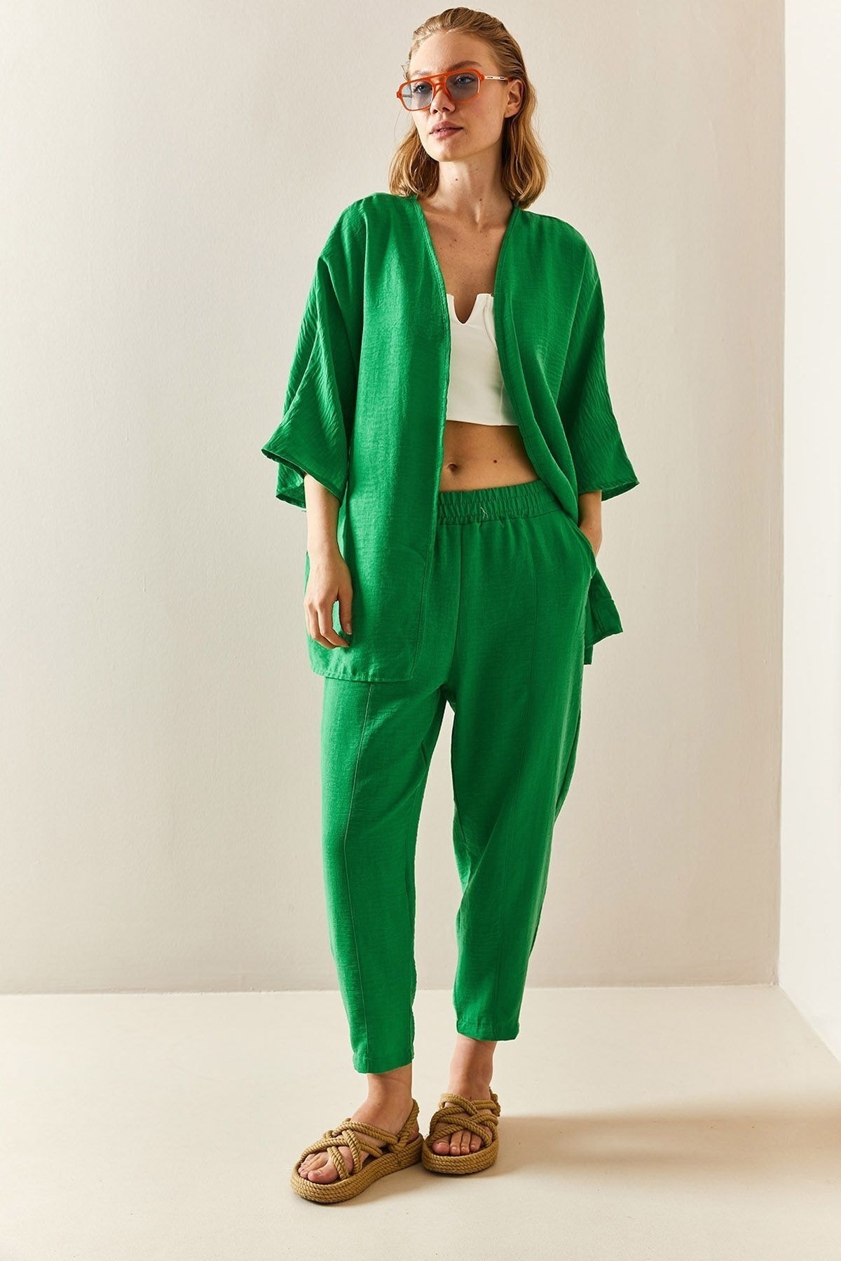 XHAN Loose Green Kimono Suit