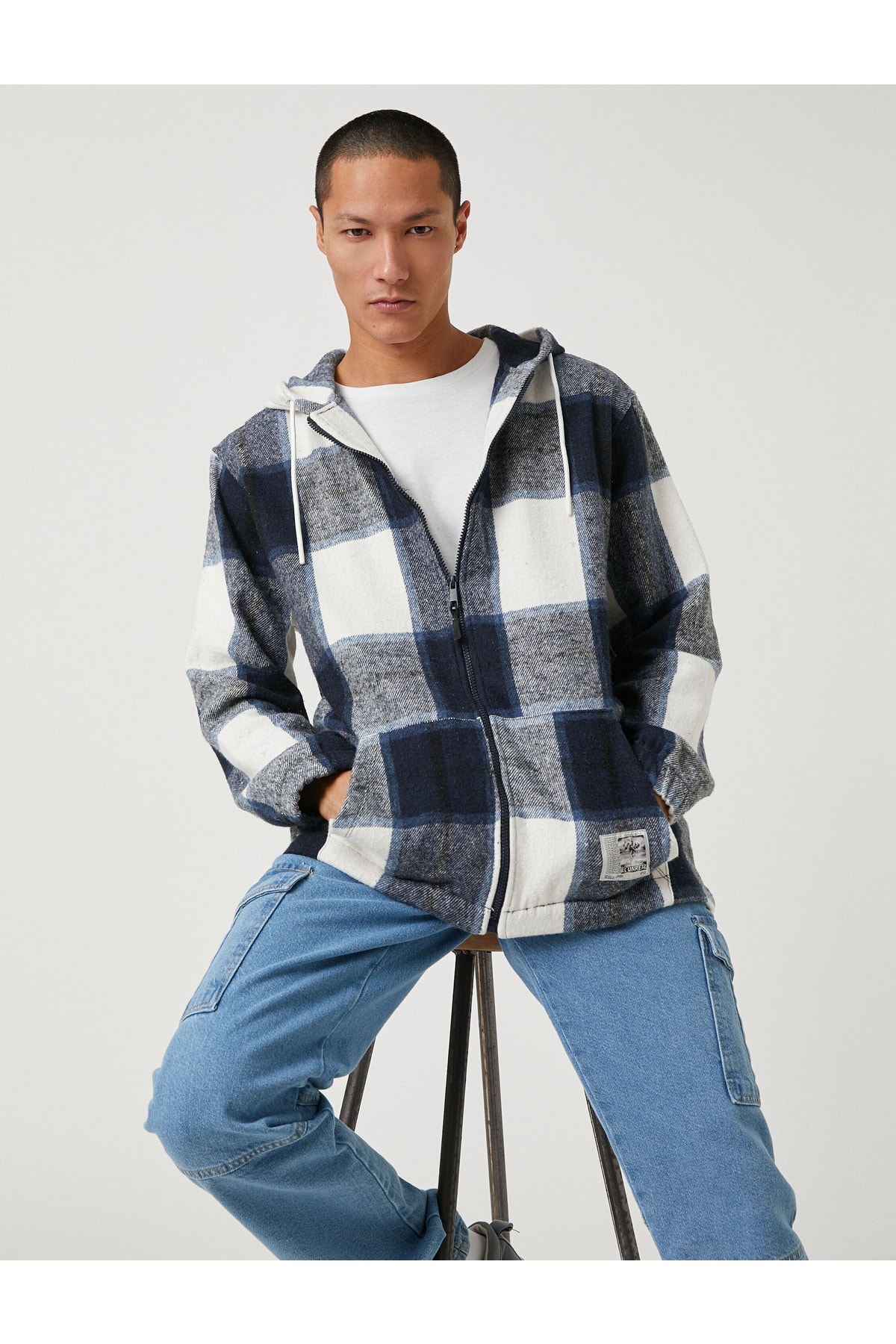 Levně Koton Checkered Patterned Sweatshirt Hoodie with Pocket Detailed Zipper.