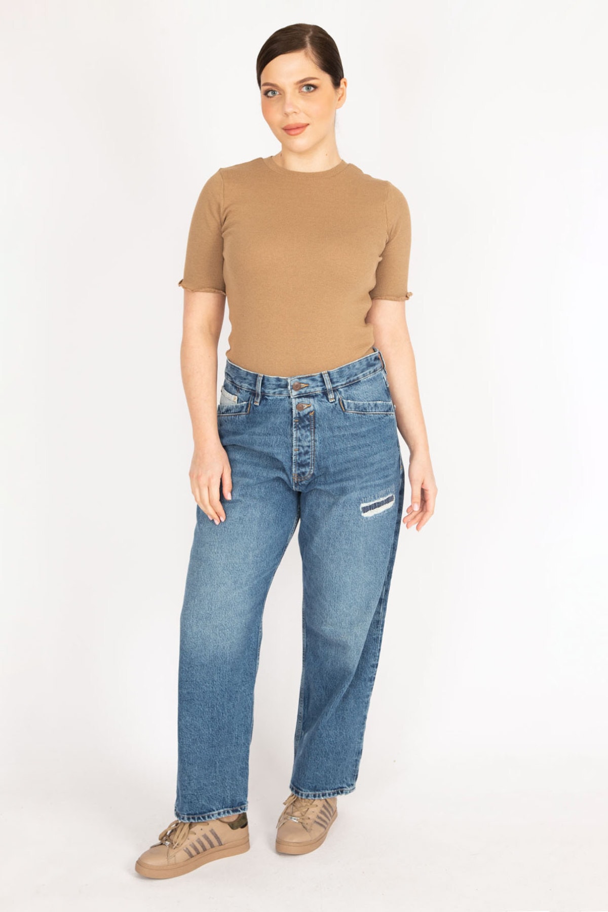 Şans Women's Blue Plus Size Ripped Detailed High Waist Front Buttoned Jeans.