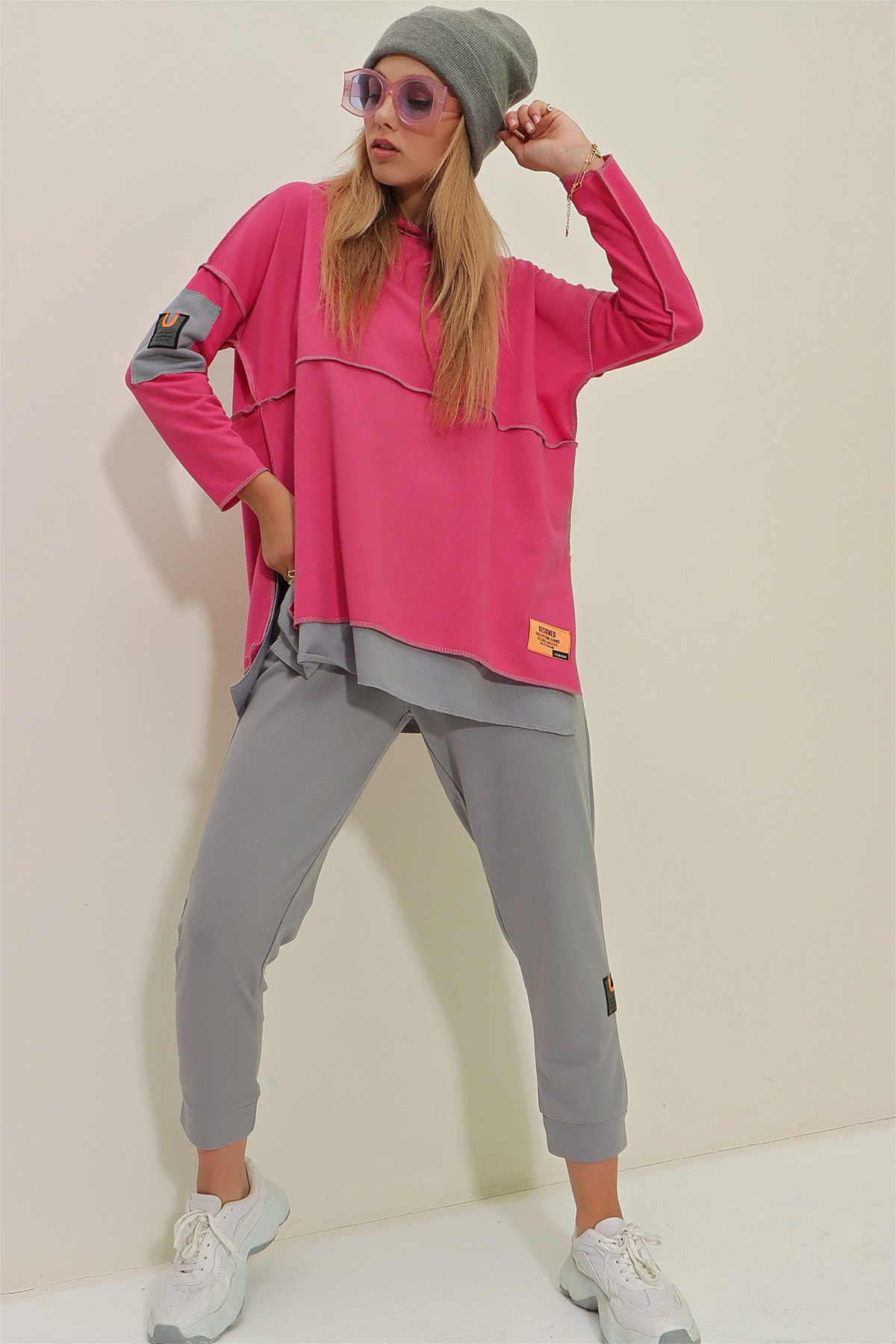 Trend Alaçatı Stili Women's Powder Powder Coated Hoodie, Sweatshirt And Sweatpants Double Suit