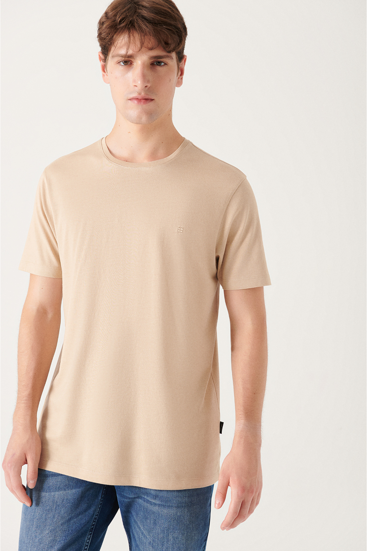 Levně Avva Men's Beige Ultrasoft Crew Neck Cotton Slim Fit Slim-Fit T-shirt