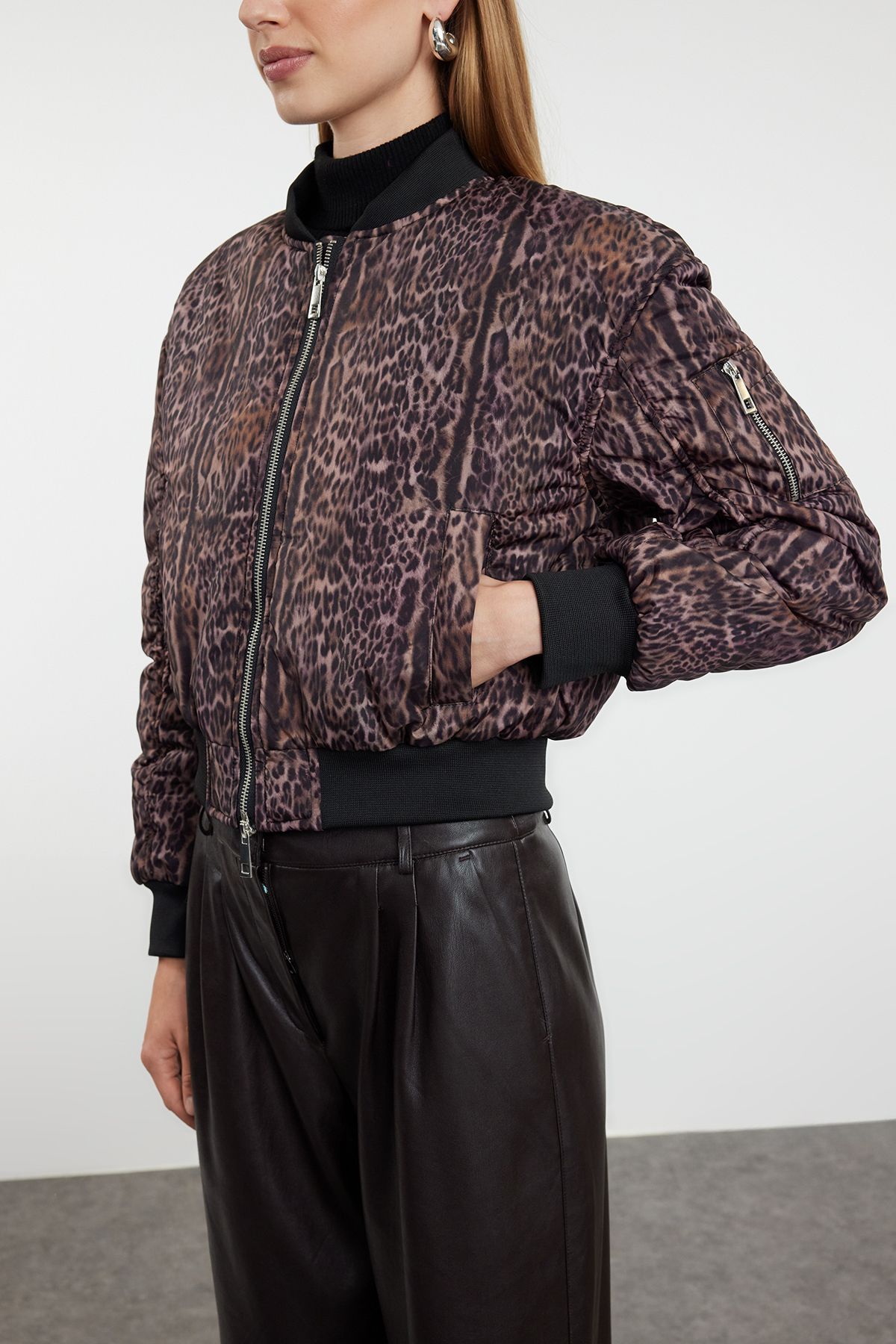 Trendyol Multicolored Brown Leopard Patterned Oversize Quilted Puffer Jacket