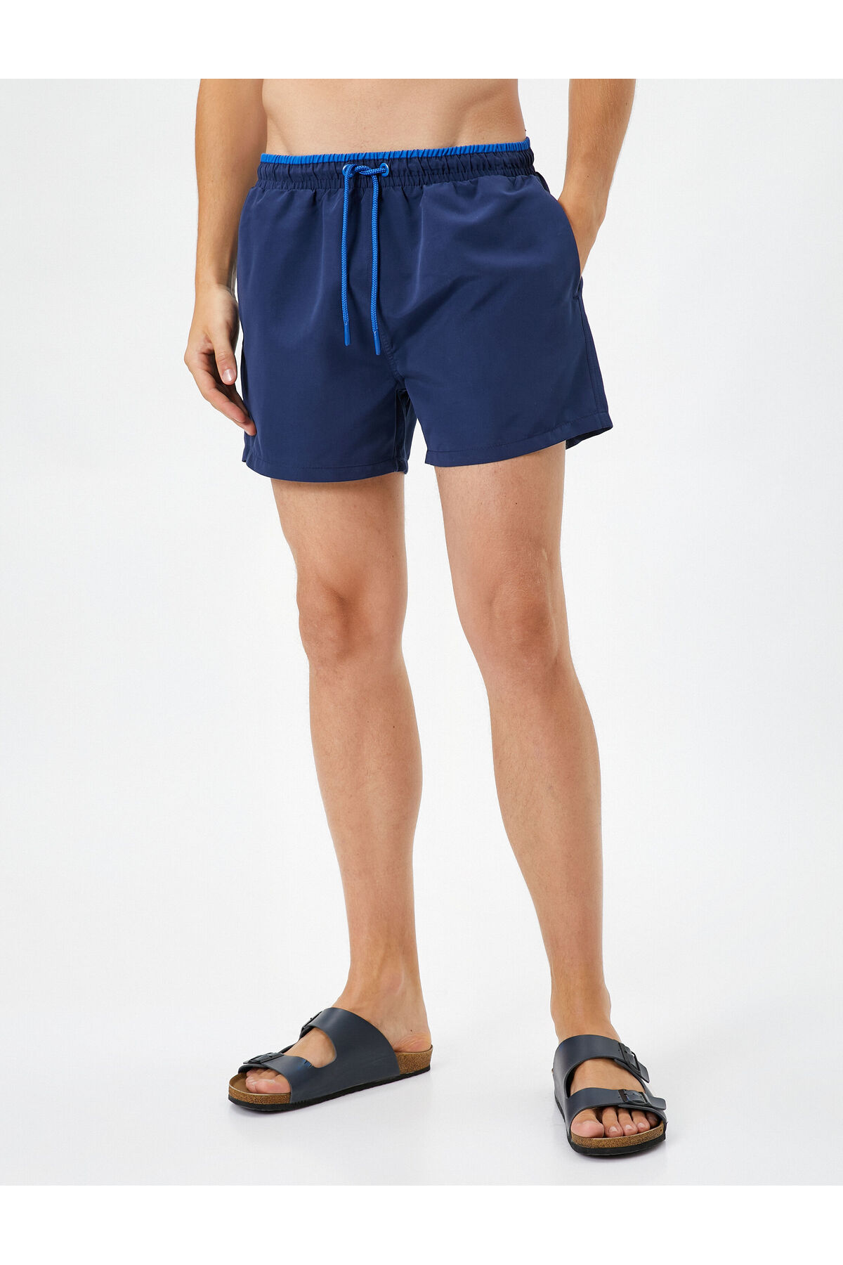 Levně Koton Shorts Marine Shorts with a lace-up waist with pockets.