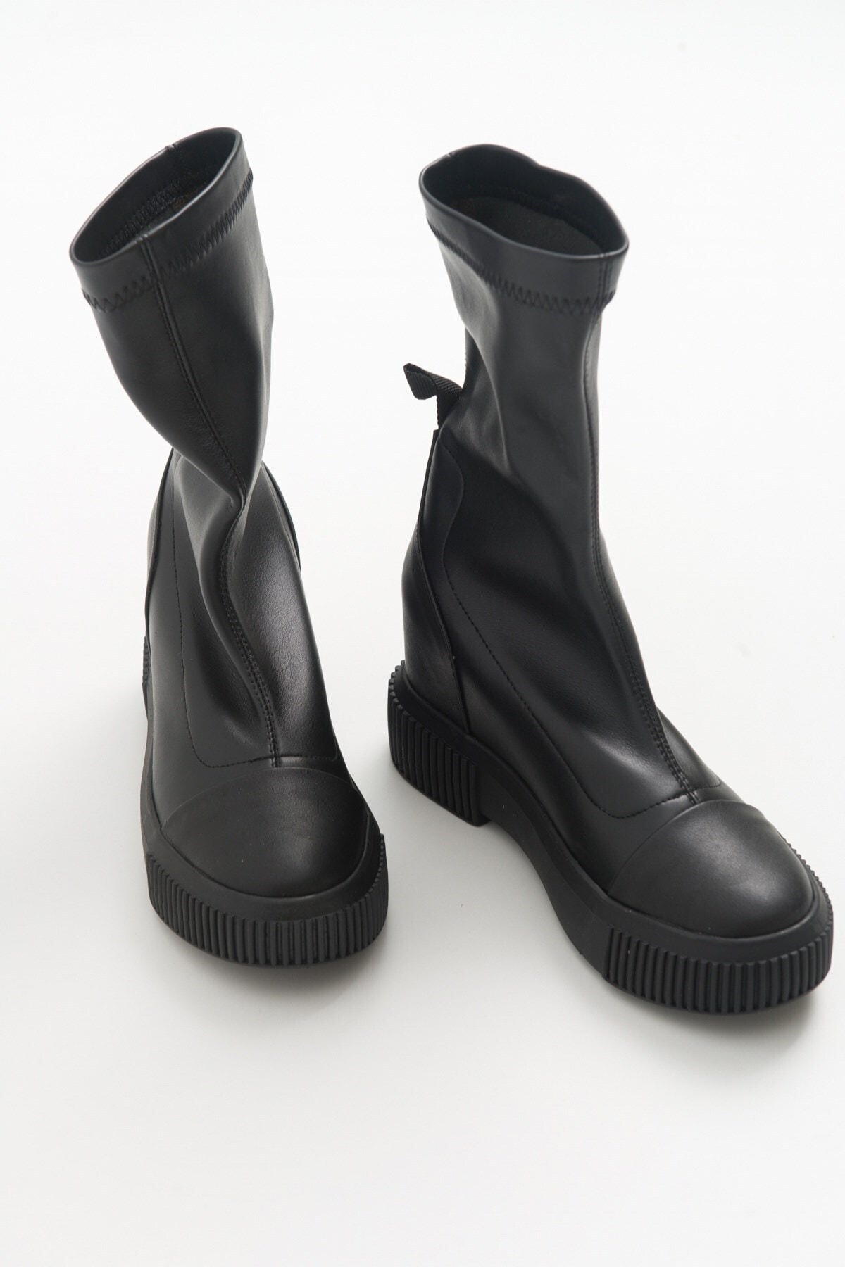 Levně LuviShoes 3042 Black Skin Women's Boots