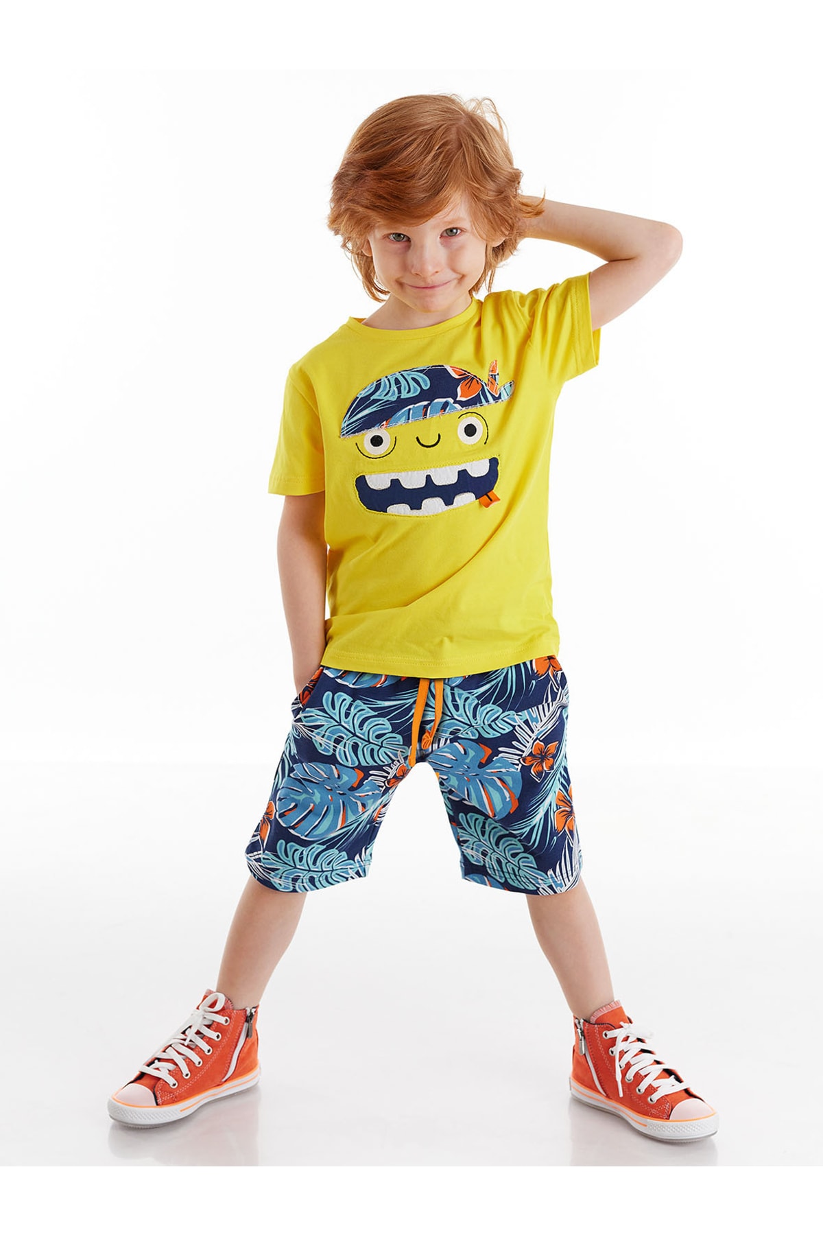 Levně Denokids Hawaiian Pirate Boy T-shirt Shorts Set