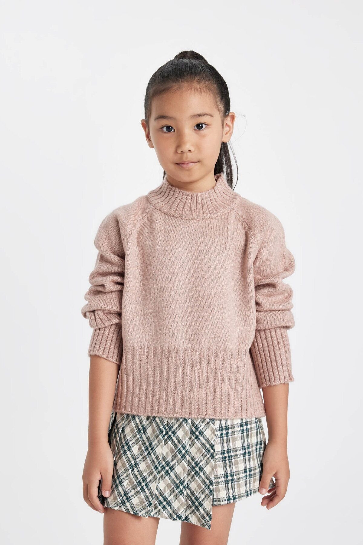 DEFACTO Girls Standard Fit Crew Neck Sweater