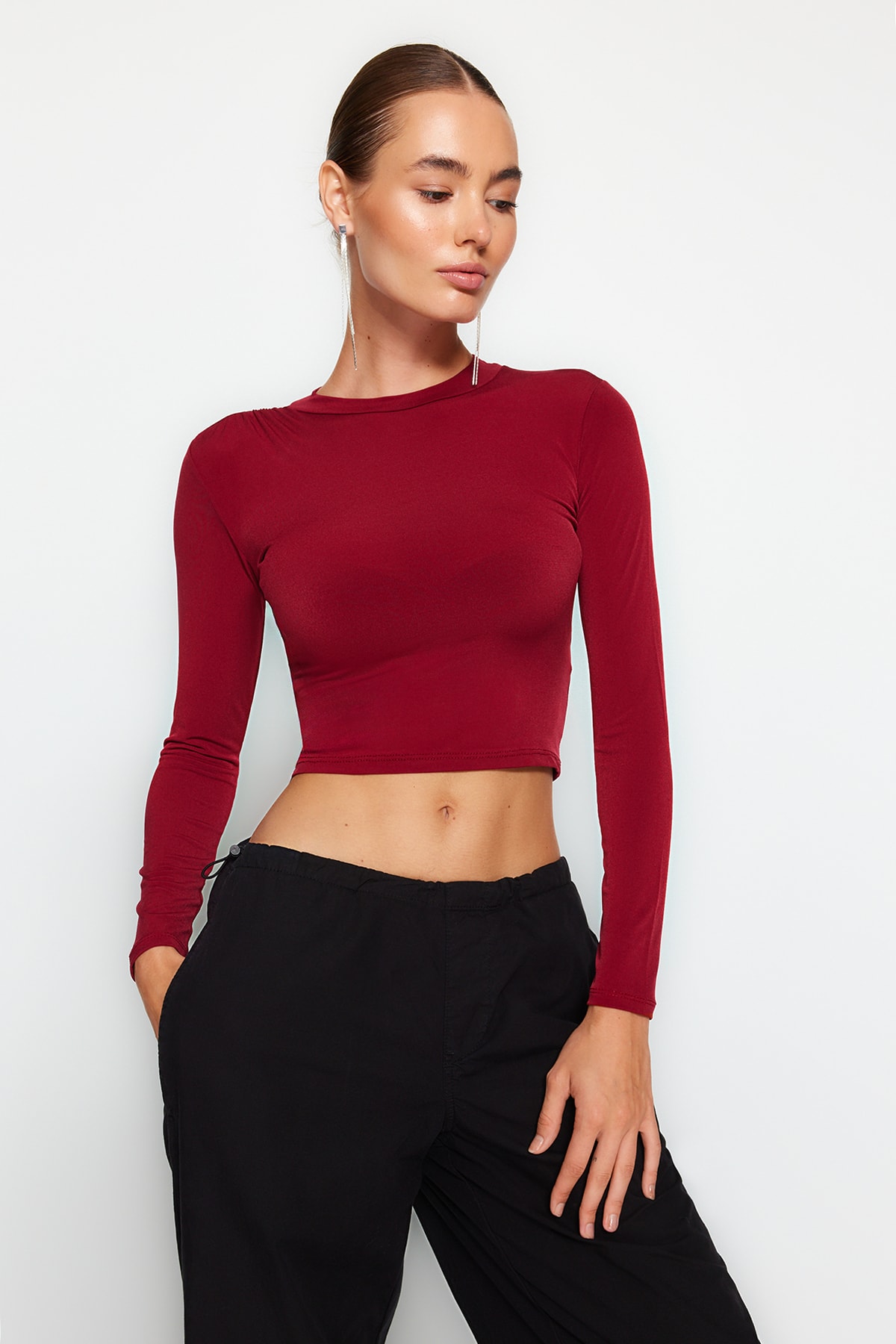 Levně Trendyol Burgundy High Neck Fitted/Simple Long Sleeve Gathered Elastic Knitted Blouse