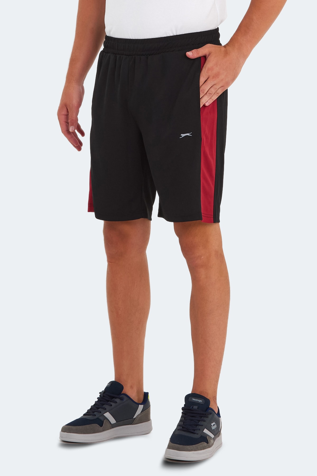 Slazenger REMAIN Men's Shorts Black / Red