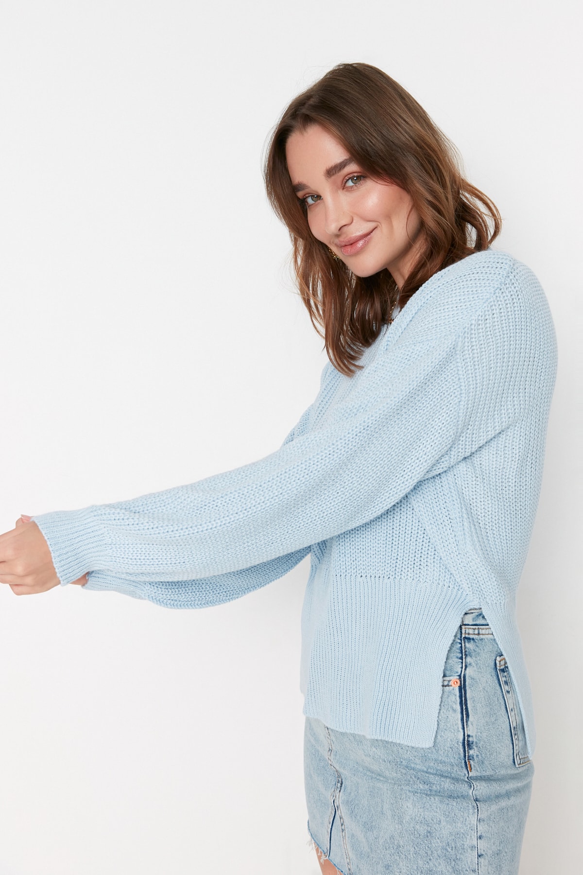 Trendyol Blue Slit Detailed Knitwear Sweater