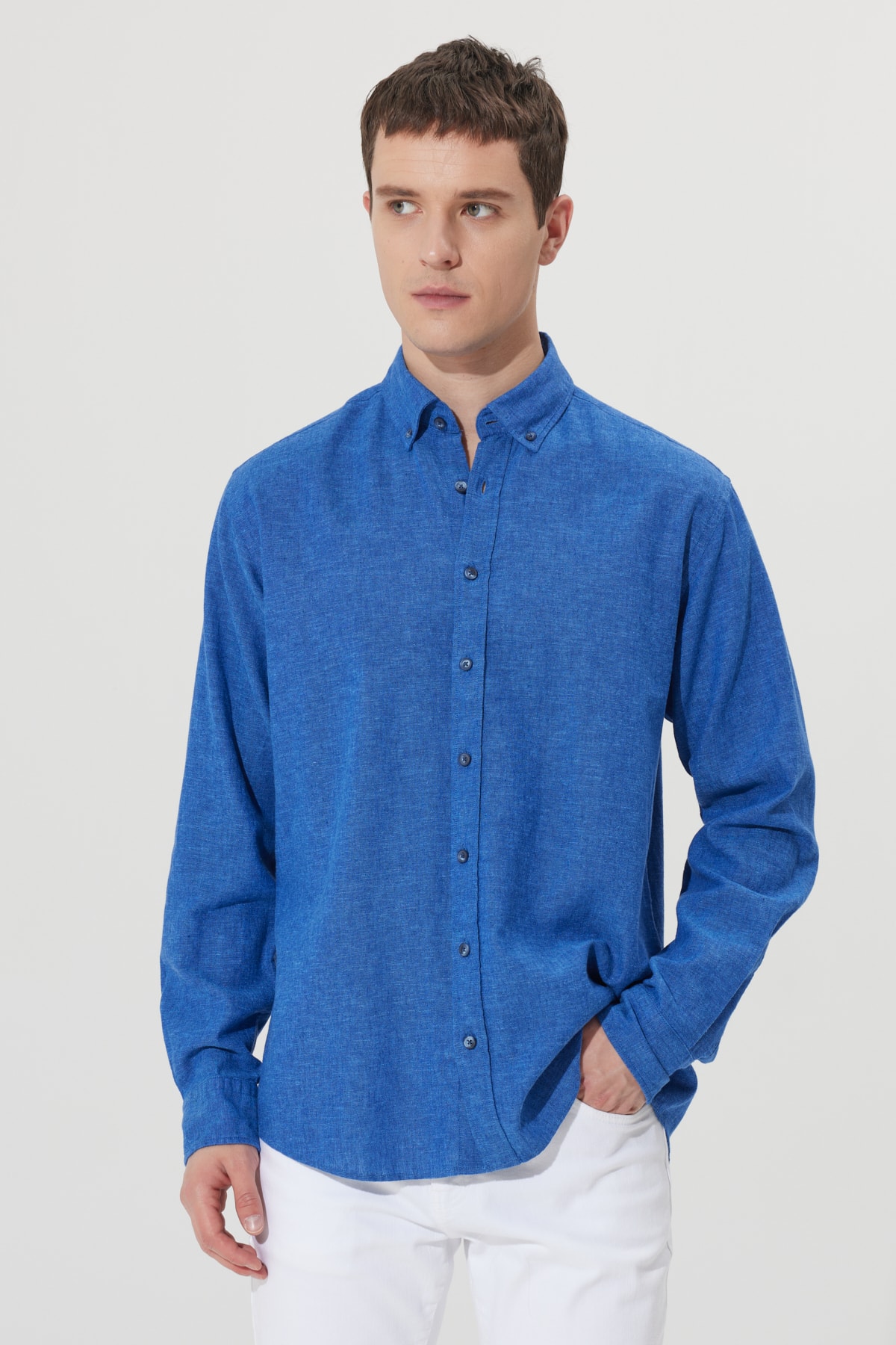 Levně ALTINYILDIZ CLASSICS Men's Navy Blue Comfort Fit Comfy Cut Buttoned Collar Linen Shirt.