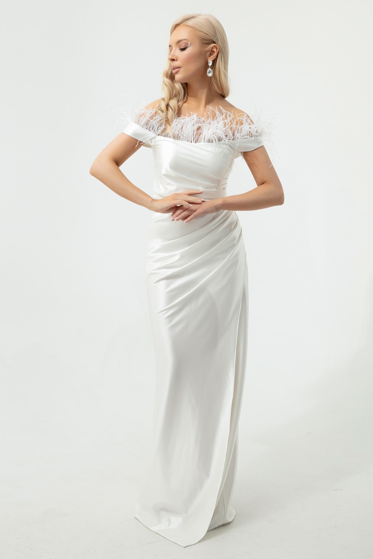 Lafaba Women's White Boat Neck Fitted Long Satin Evening Dress