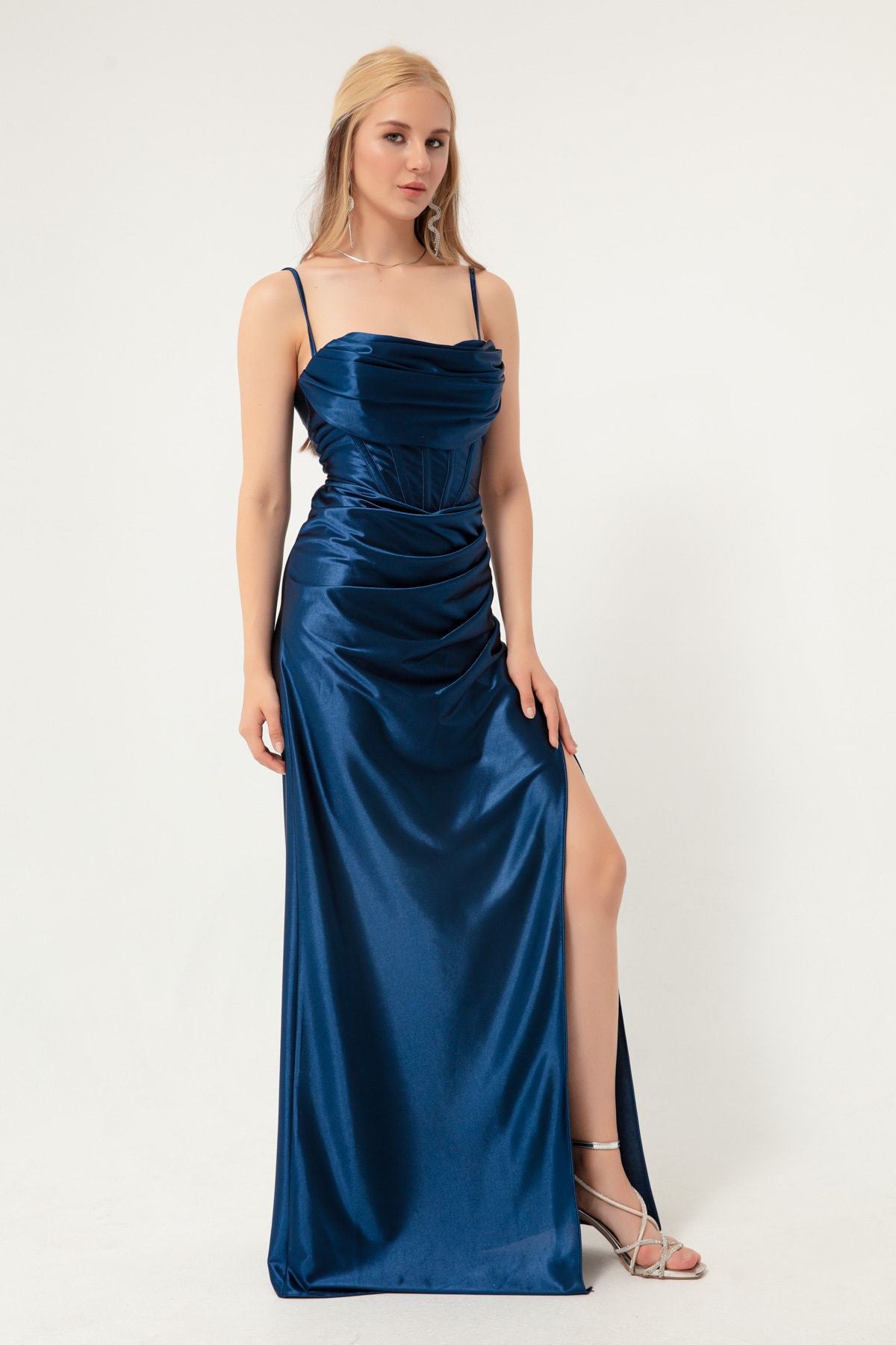 Levně Lafaba Women's Navy Blue Underwire Corset Detailed Long Slit Evening Dress.