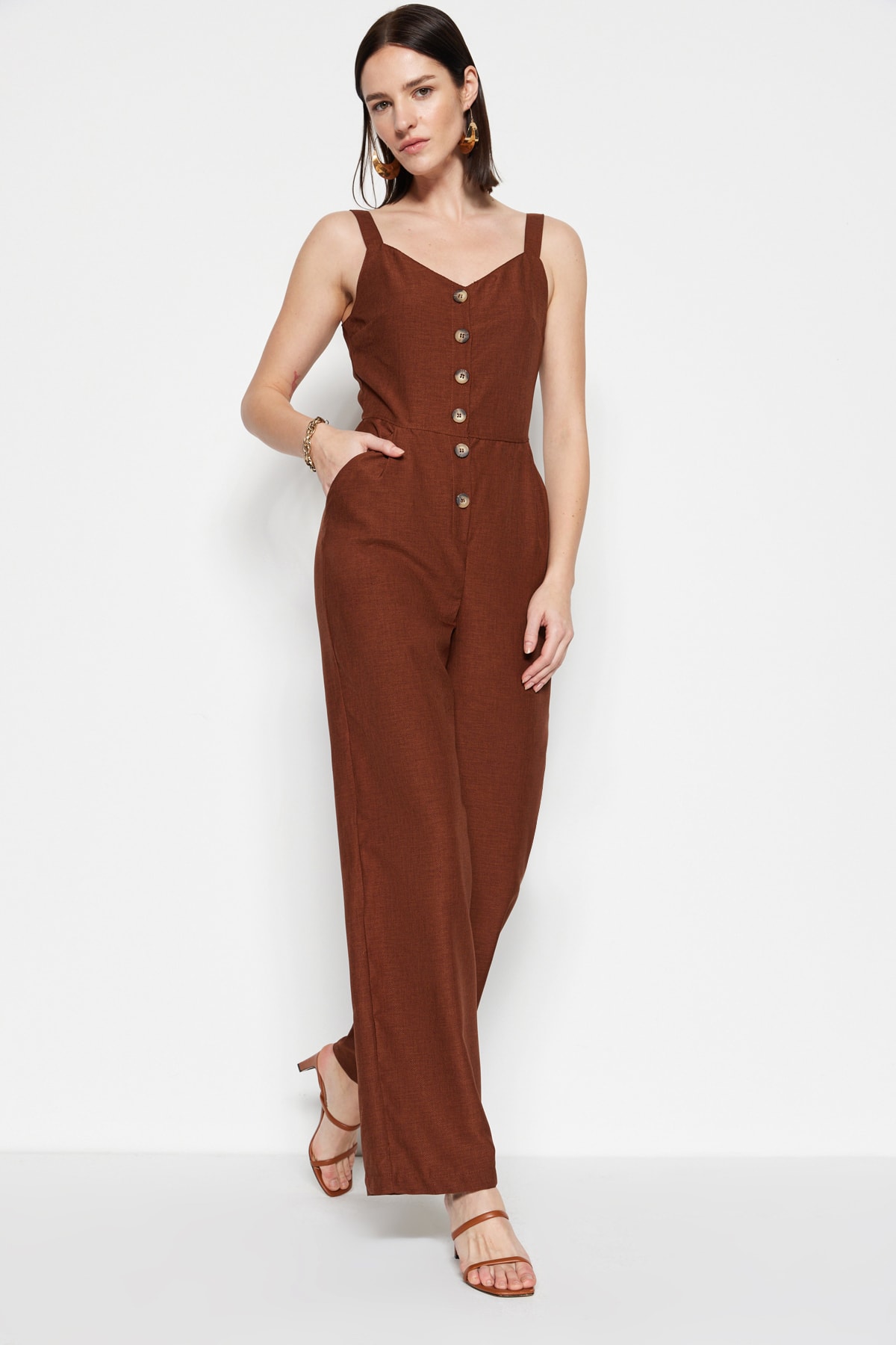 Salopeta dama, Trendyol Button