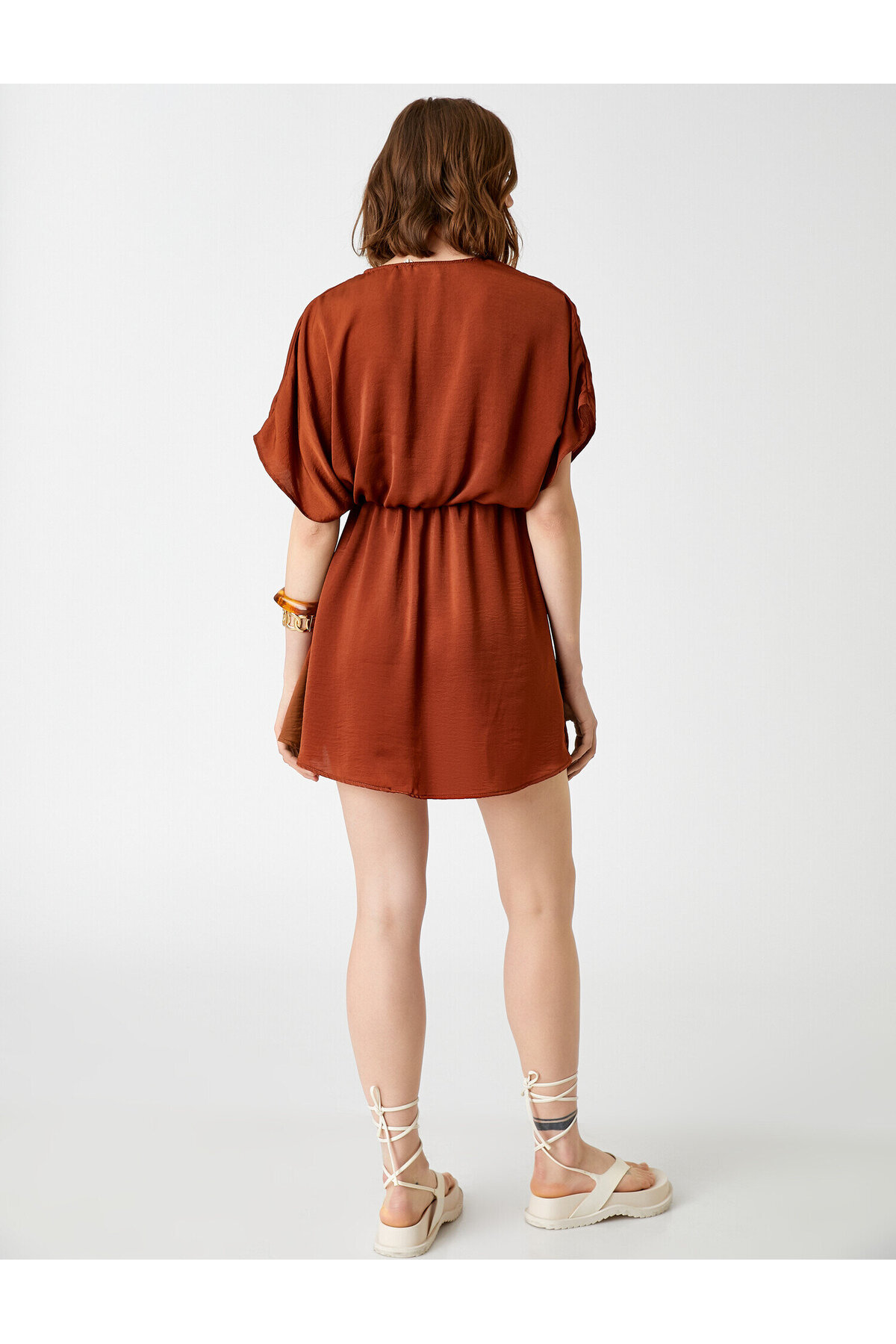 Rochie mini Koton V-Neck cu mânecă scurtă