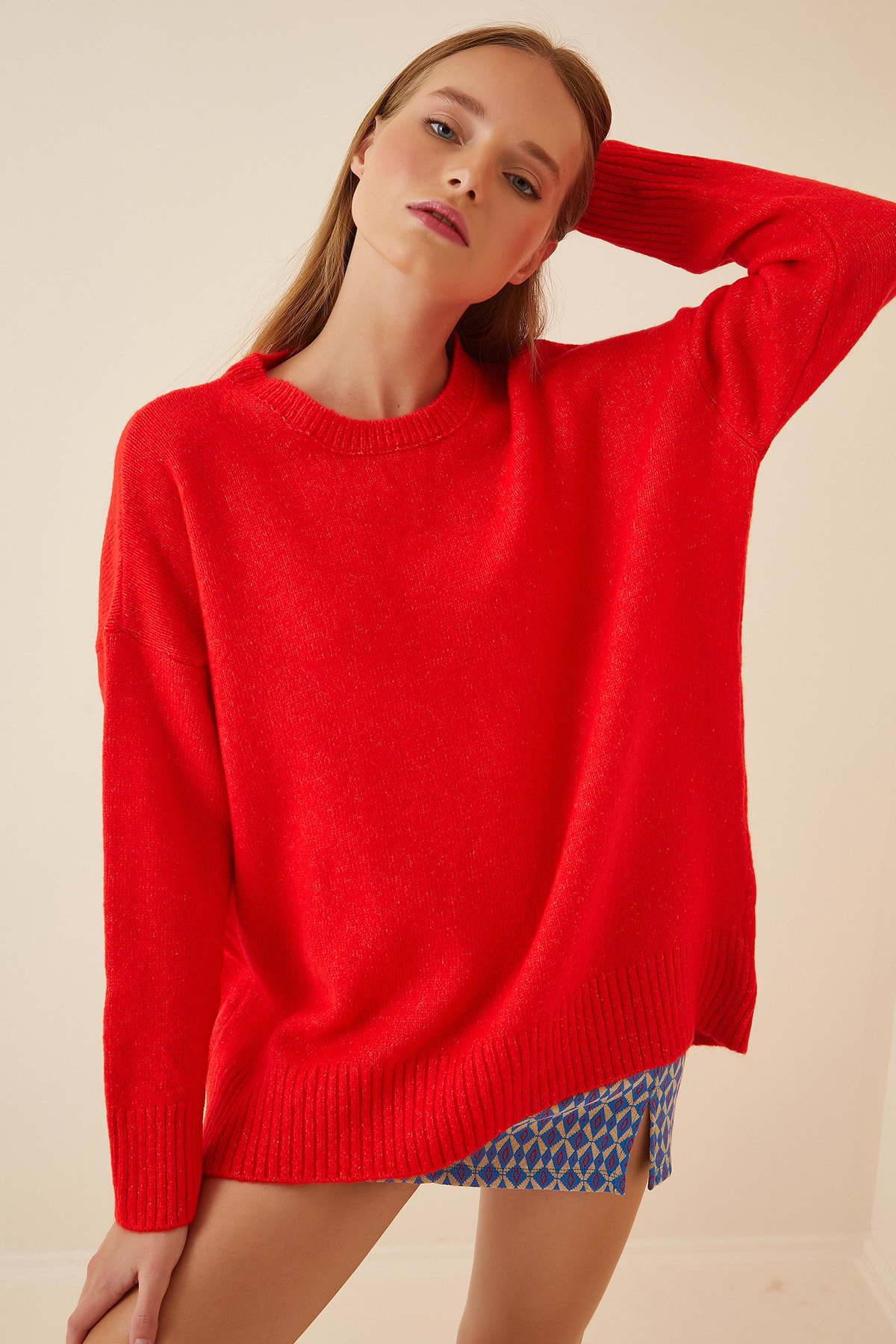 Levně Happiness İstanbul Women's Vibrant Red Oversized Knitwear Sweater