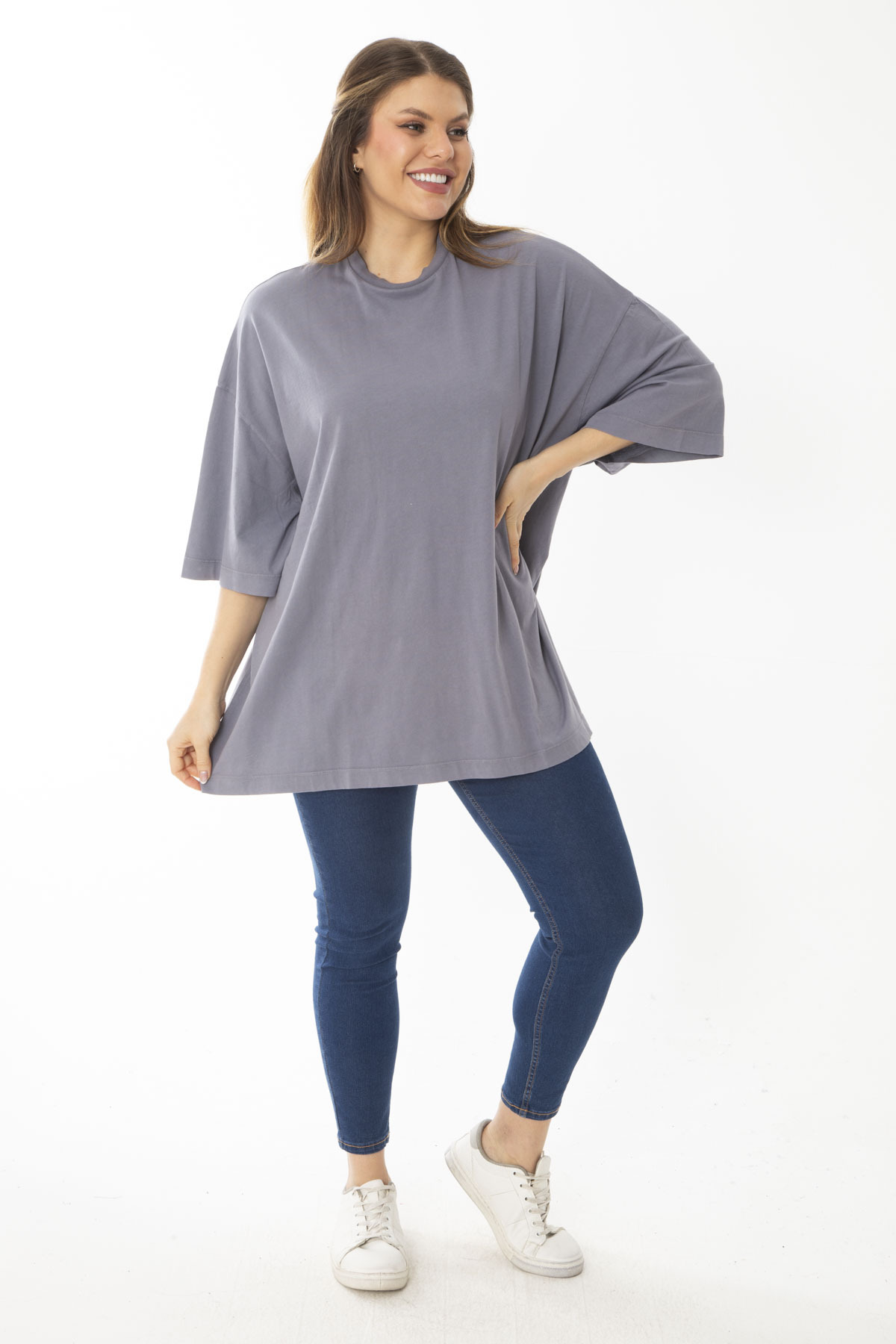 Levně Şans Women's Plus Size Gray Comfy Cut Short Sleeve Blouse