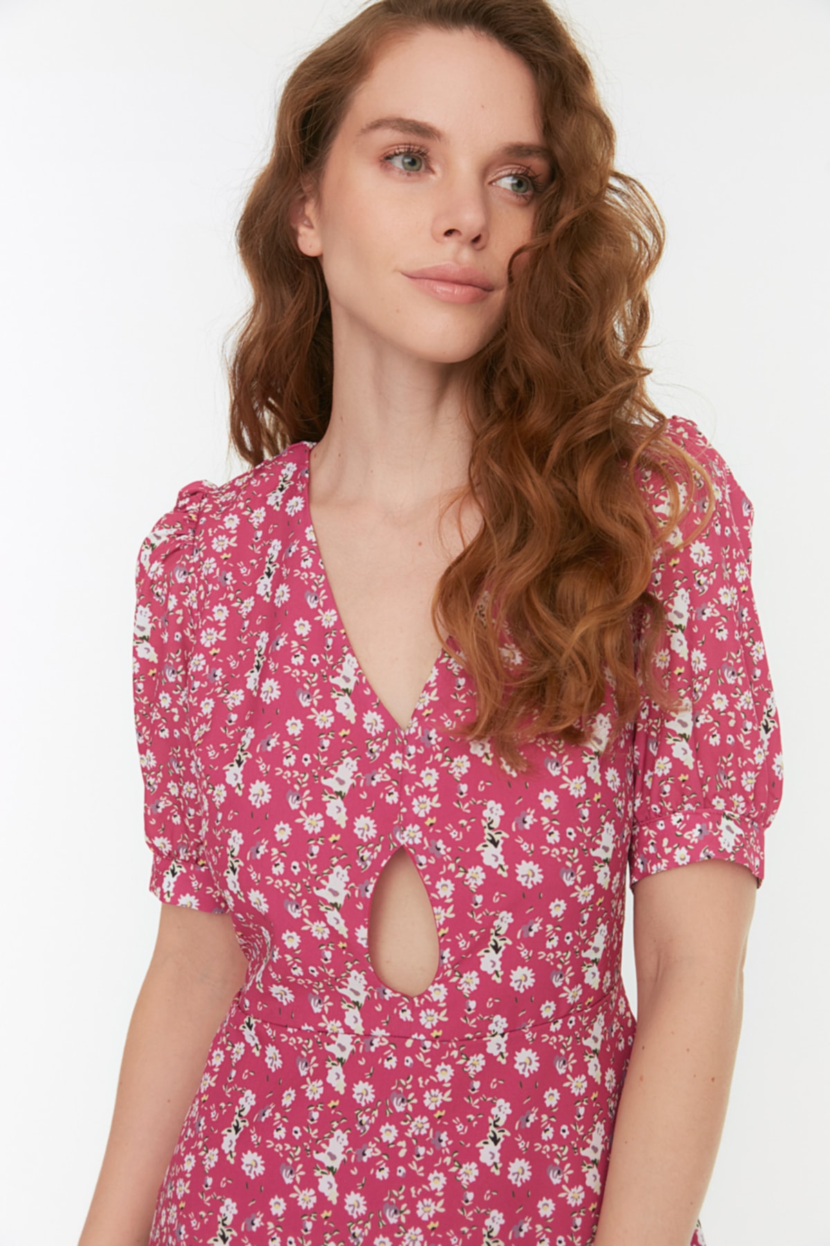 Rochie cu imprimeu roz trendyol