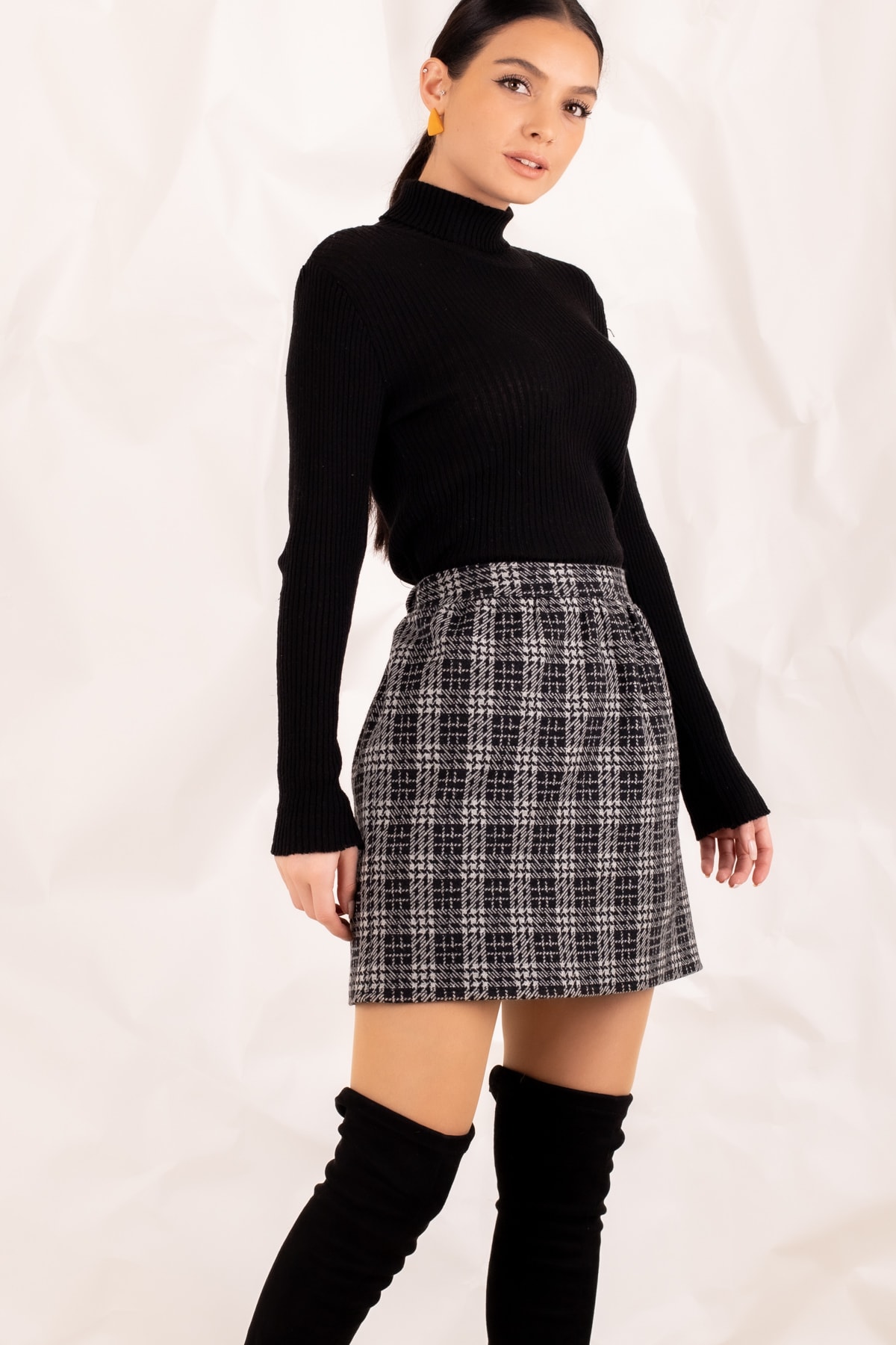 Levně armonika Women's Smoky Checkered Short Skirt With Elastic Waist