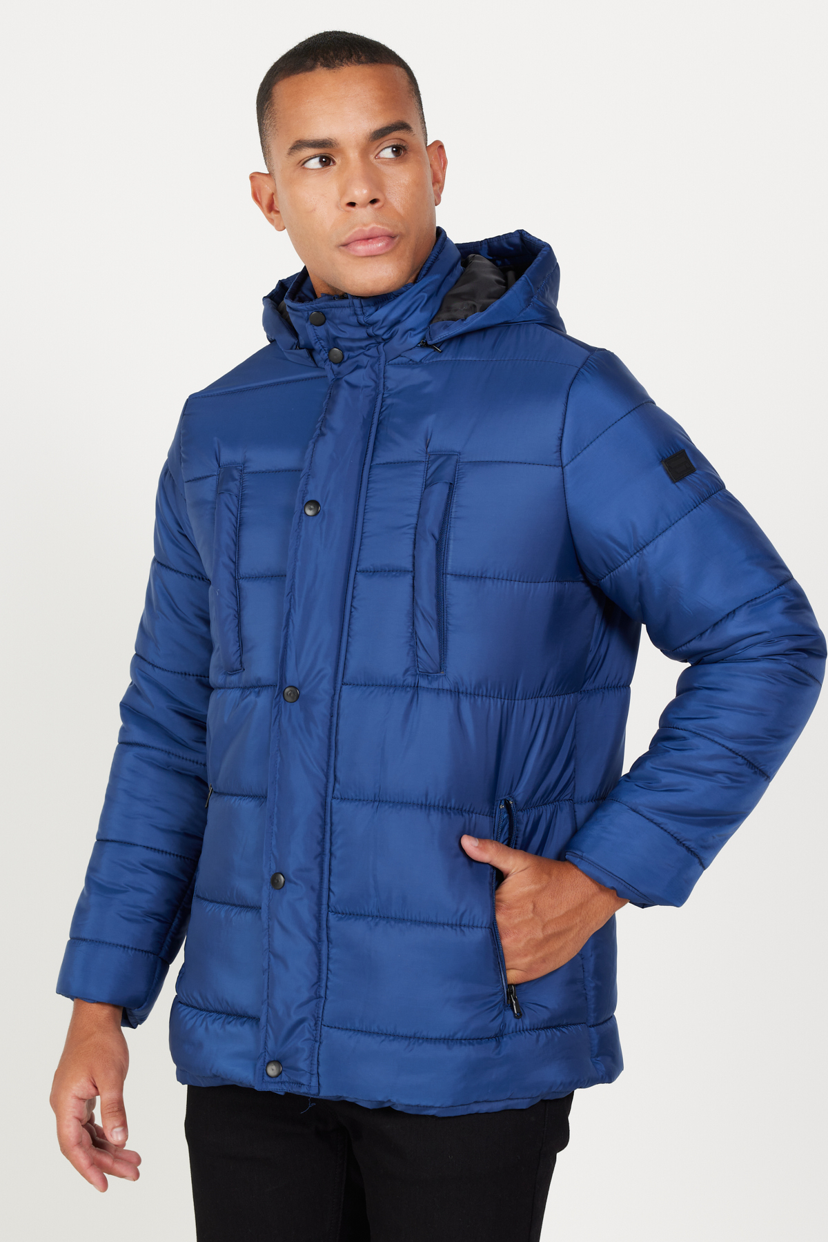Levně AC&Co / Altınyıldız Classics Men's Blue Standard Fit Normal Cut Standing Collar Padded Outdoor Puffy Coat.
