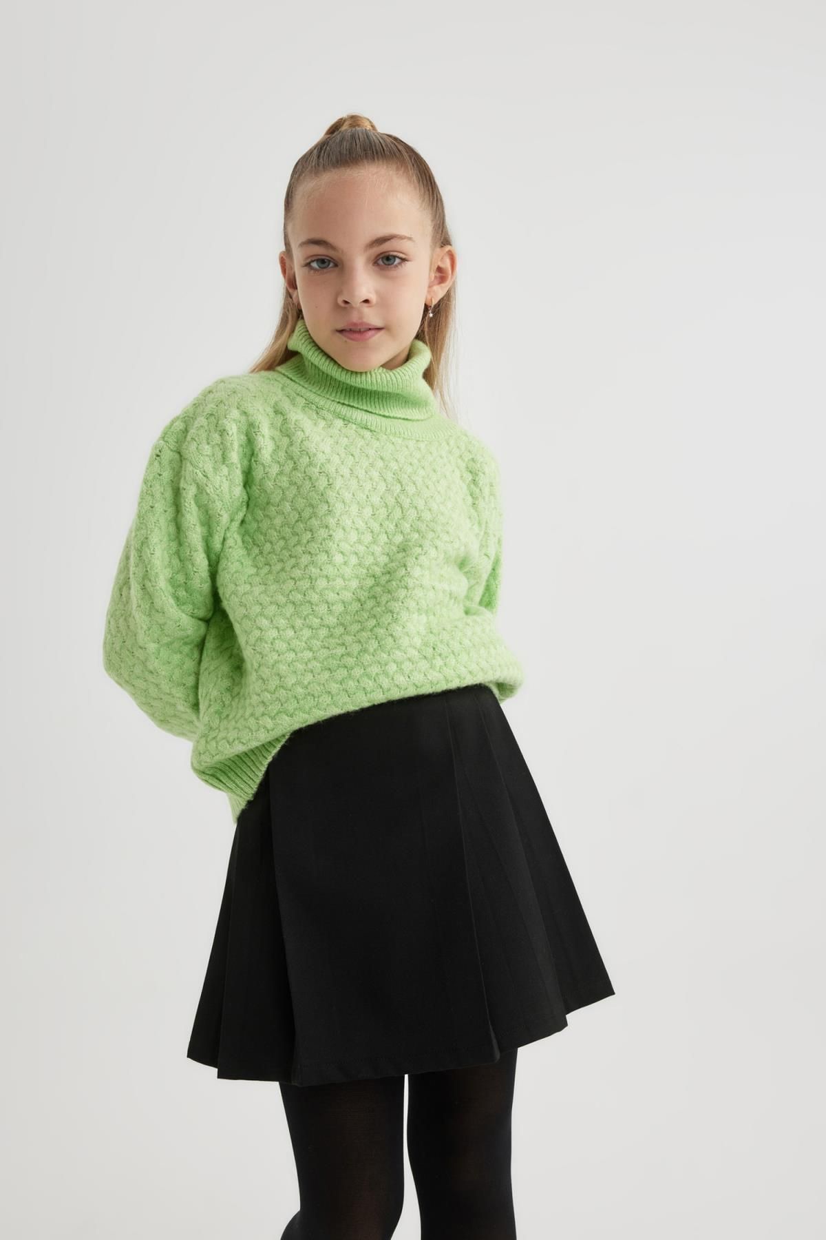 DEFACTO Girl Oversize Fit Turtleneck Sweater B1729a823wn