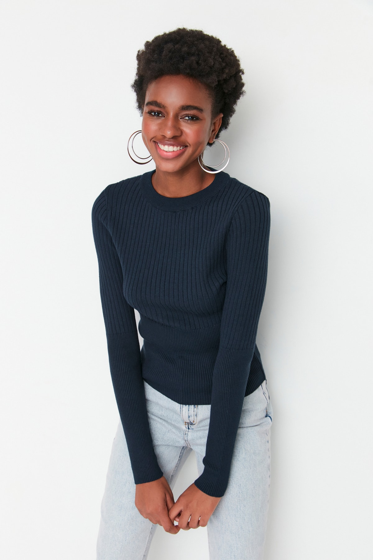 Trendyol Sweater - Dunkelblau - Regular fit
