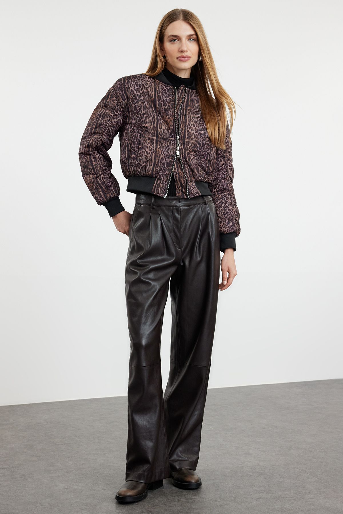 Trendyol Multicolored Brown Leopard Patterned Oversize Quilted Puffer Jacket