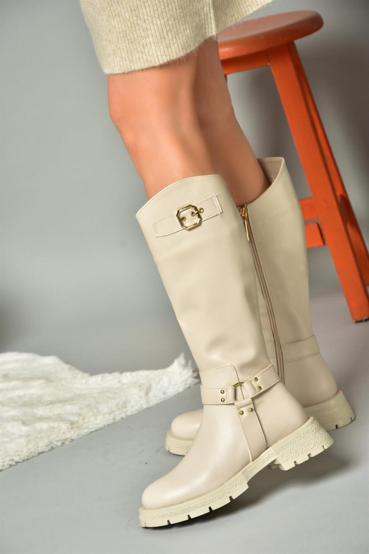 Levně Fox Shoes Beige Women's Zippered Boots