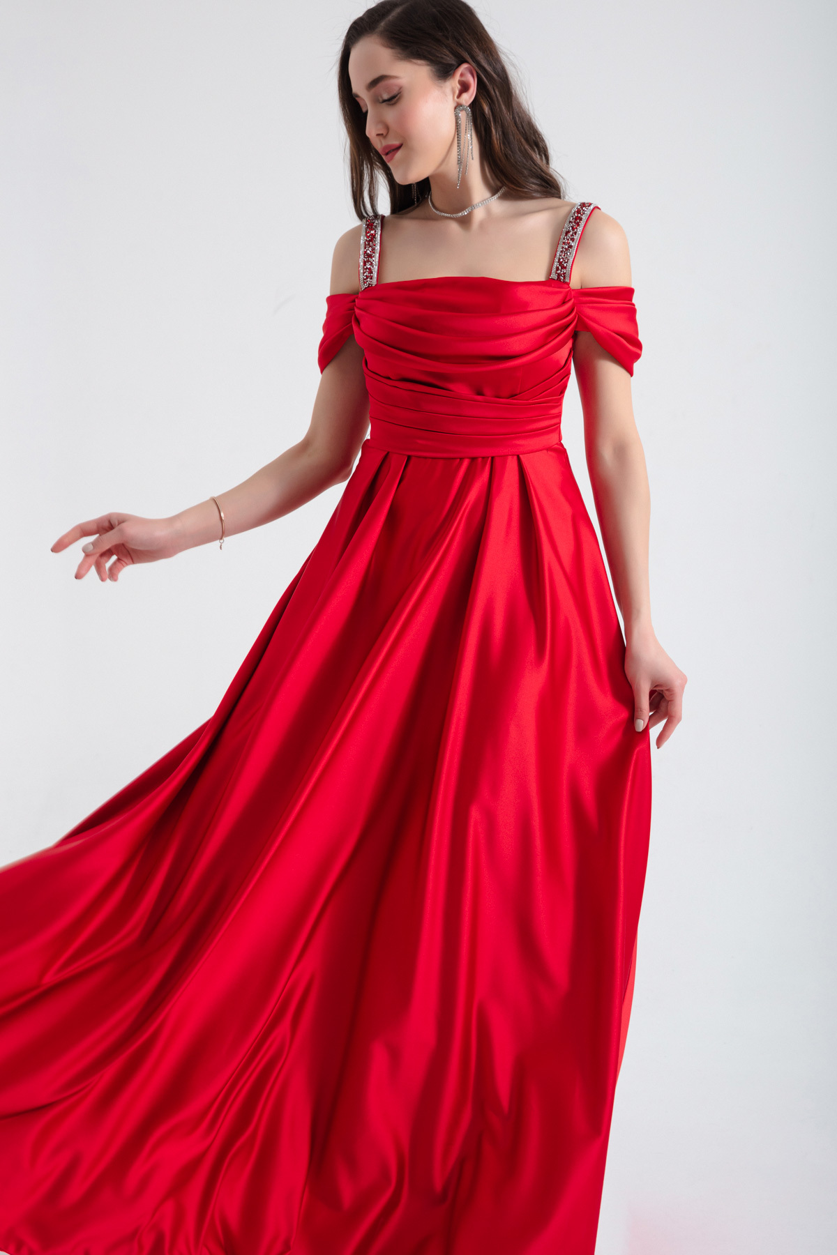 Levně Lafaba Women's Red Stone Strap Draped Long Satin Evening Dress