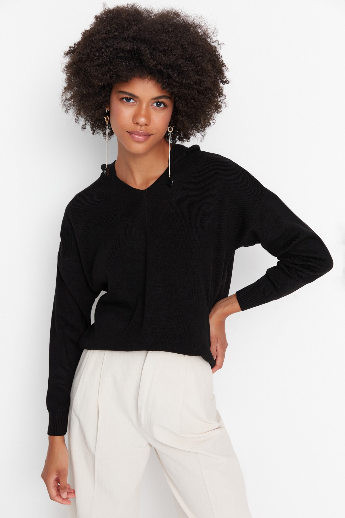 Trendyol Sweater - Black - Regular fit