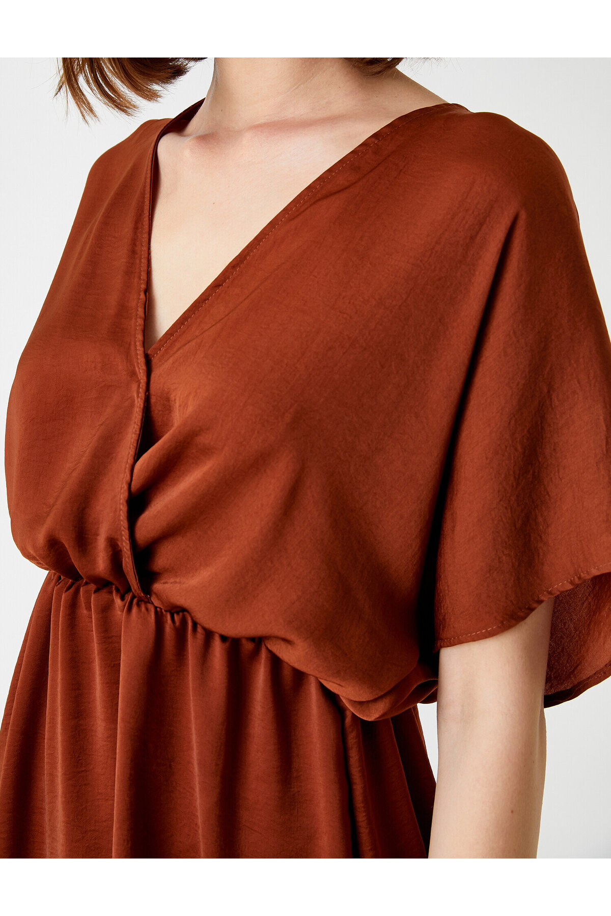 Rochie mini Koton V-Neck cu mânecă scurtă