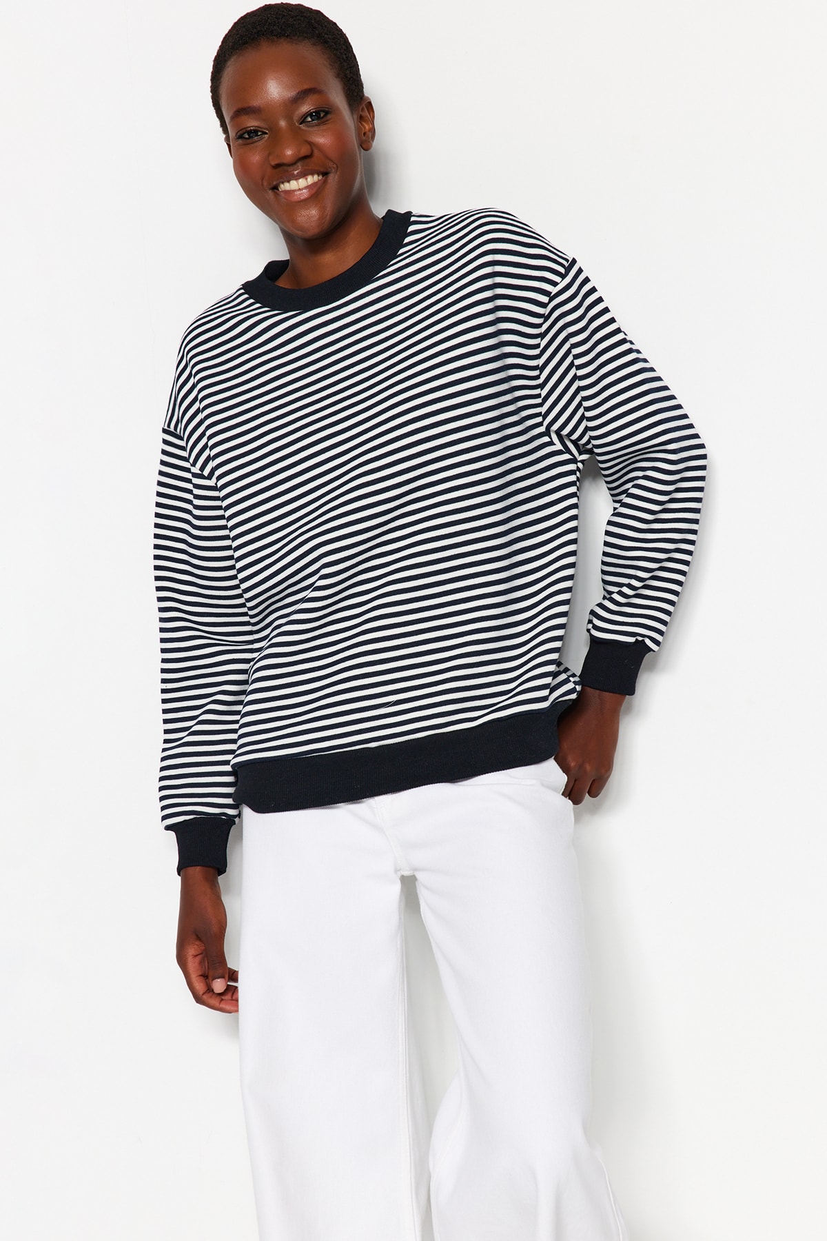 Trendyol Sweatshirt - Dark blue - Regular fit