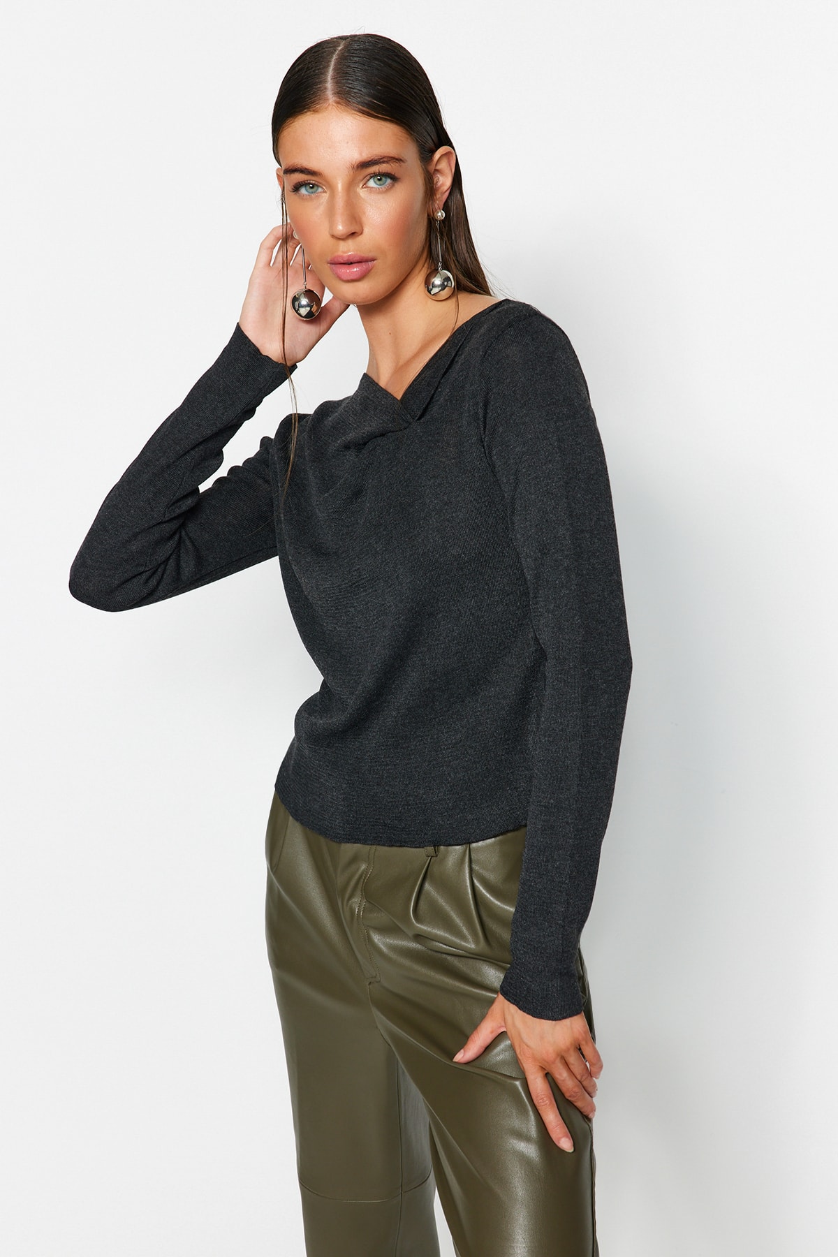 Trendyol Anthracite Collar Detailed Knitwear Sweater