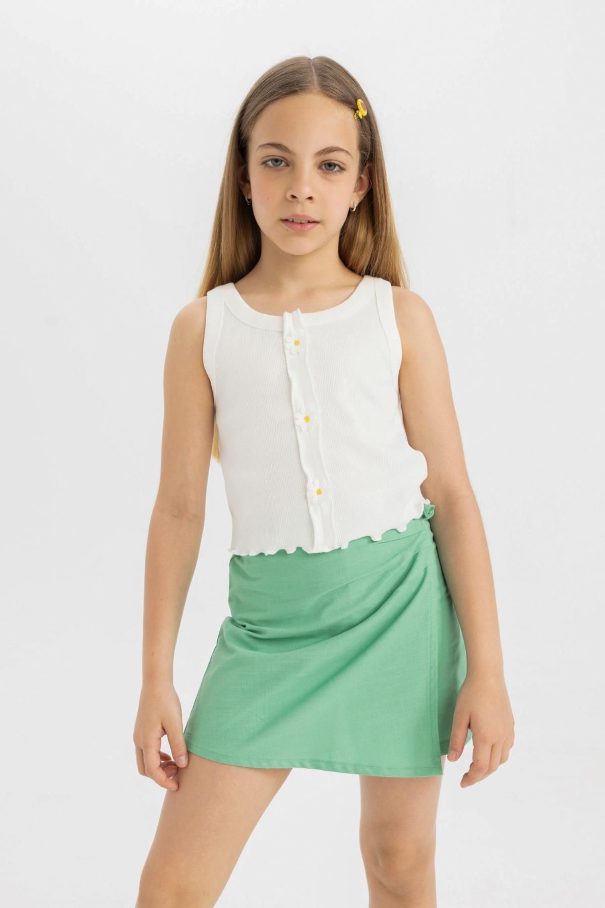 DEFACTO Girl's Floral Undershirt