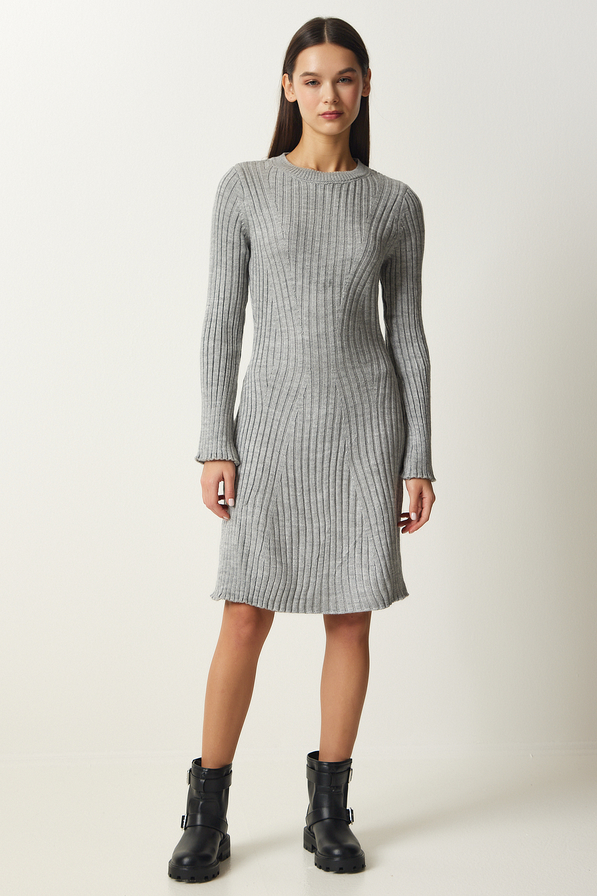 Levně Happiness İstanbul Women's Gray Ribbed A-Line Knitwear Dress