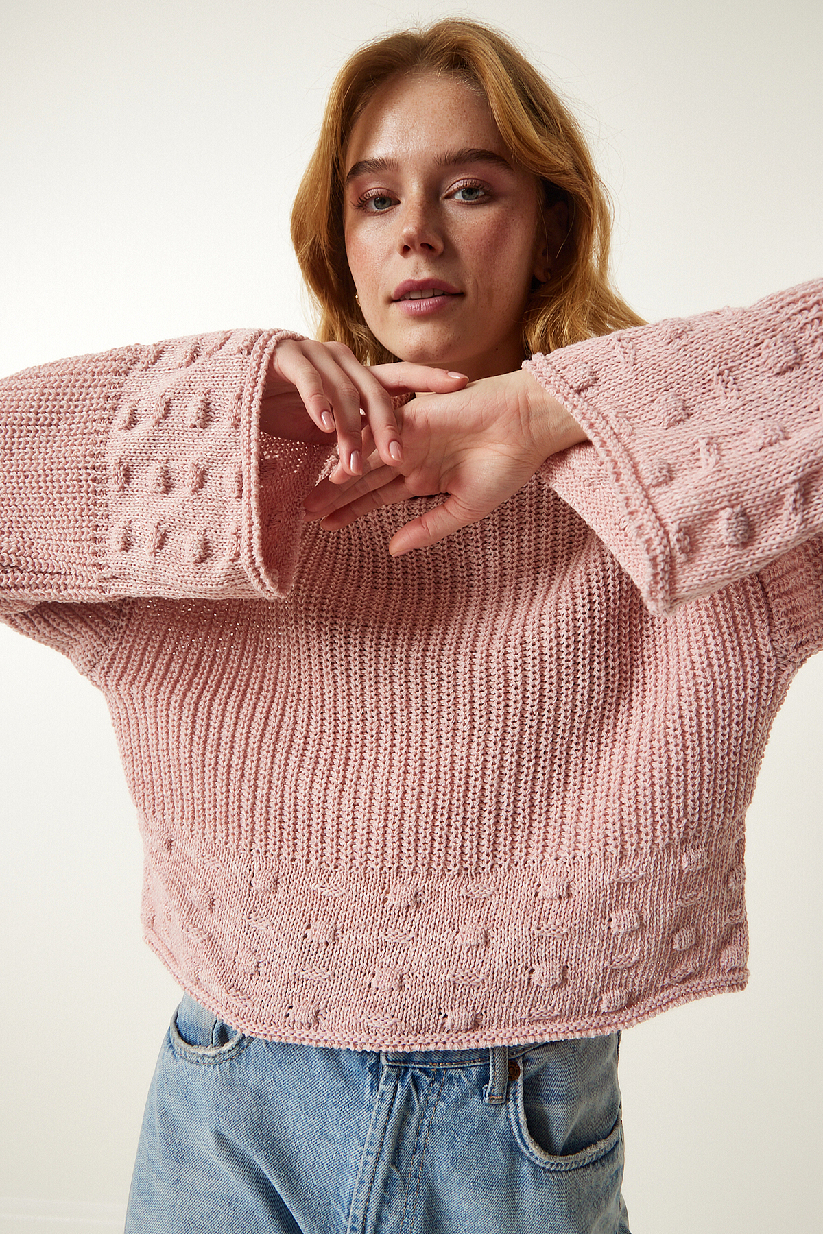 Levně Happiness İstanbul Women's Powder Turtleneck Textured Seasonal Knitwear Sweater