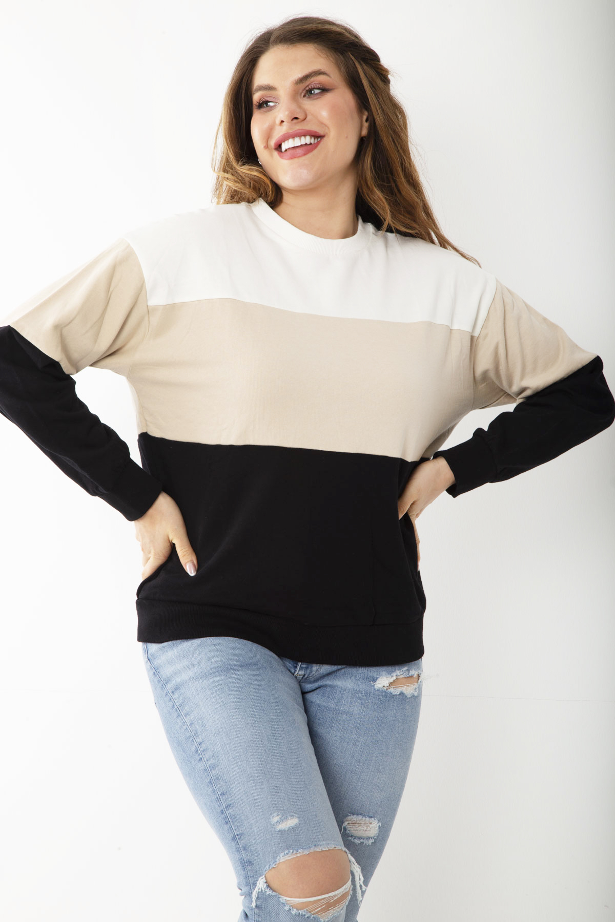 Levně Şans Women's Plus Size Colorful Color Combination Sweatshirt